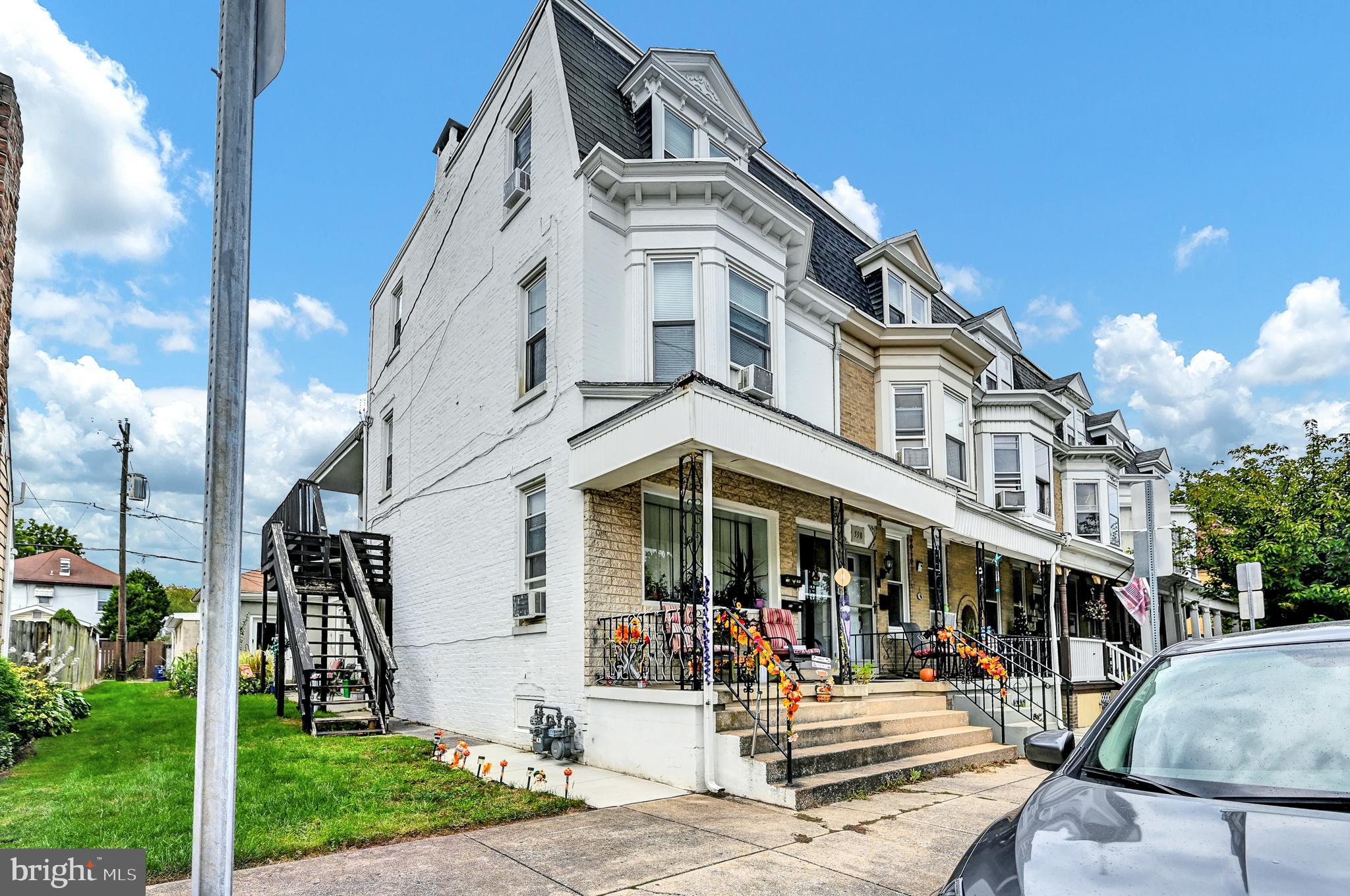 THE AVENUES - Residential Income