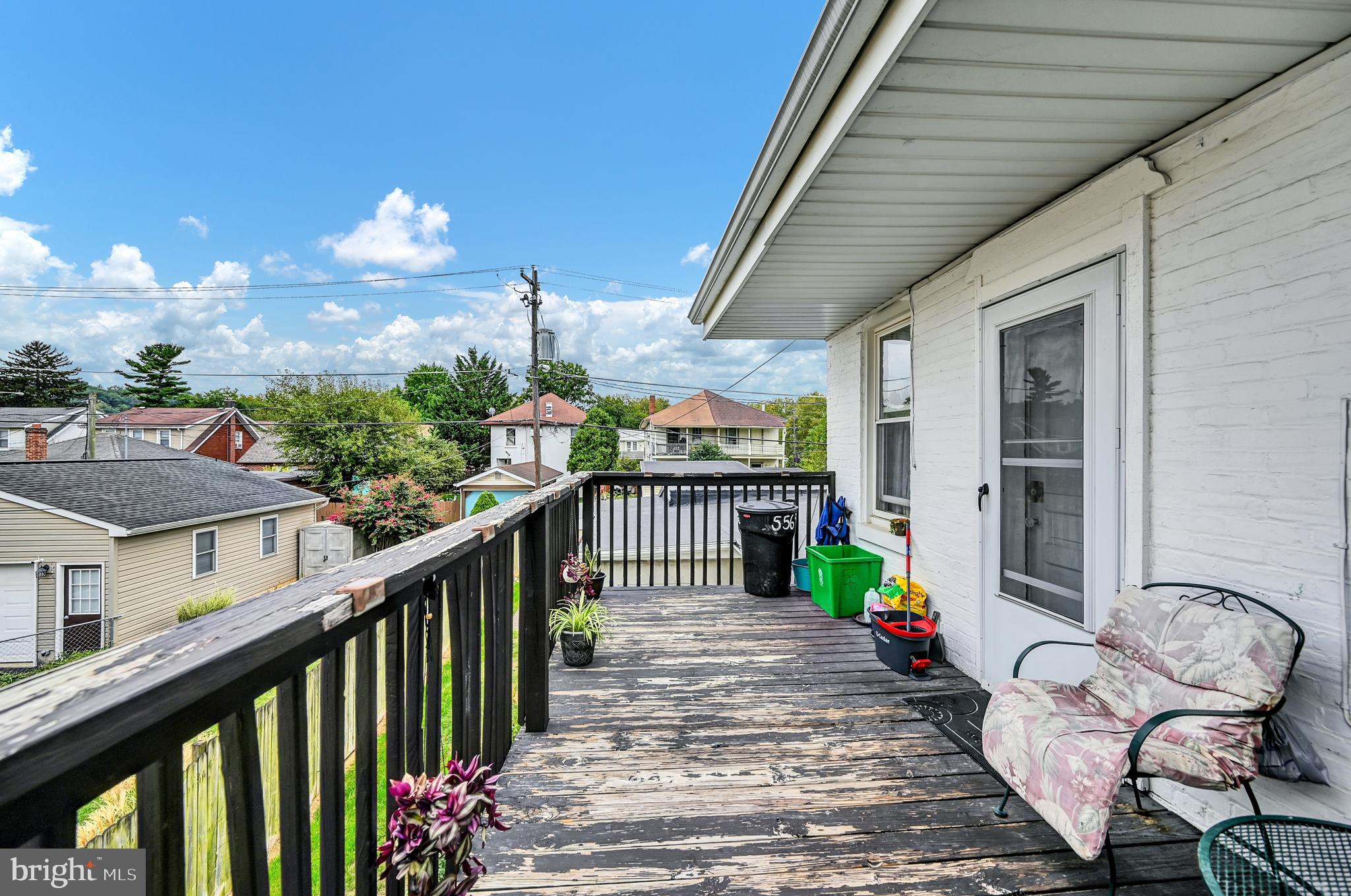 THE AVENUES - Residential Income