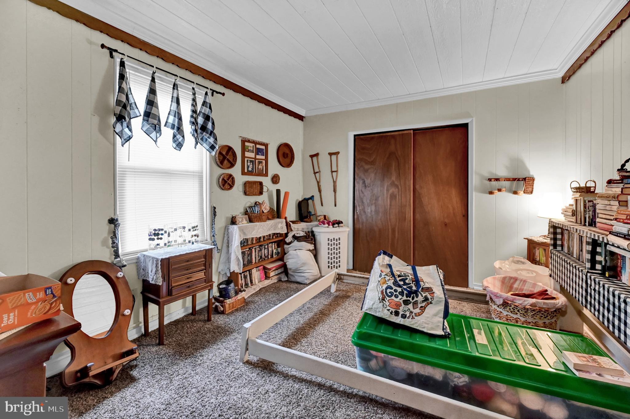 THE AVENUES - Residential Income