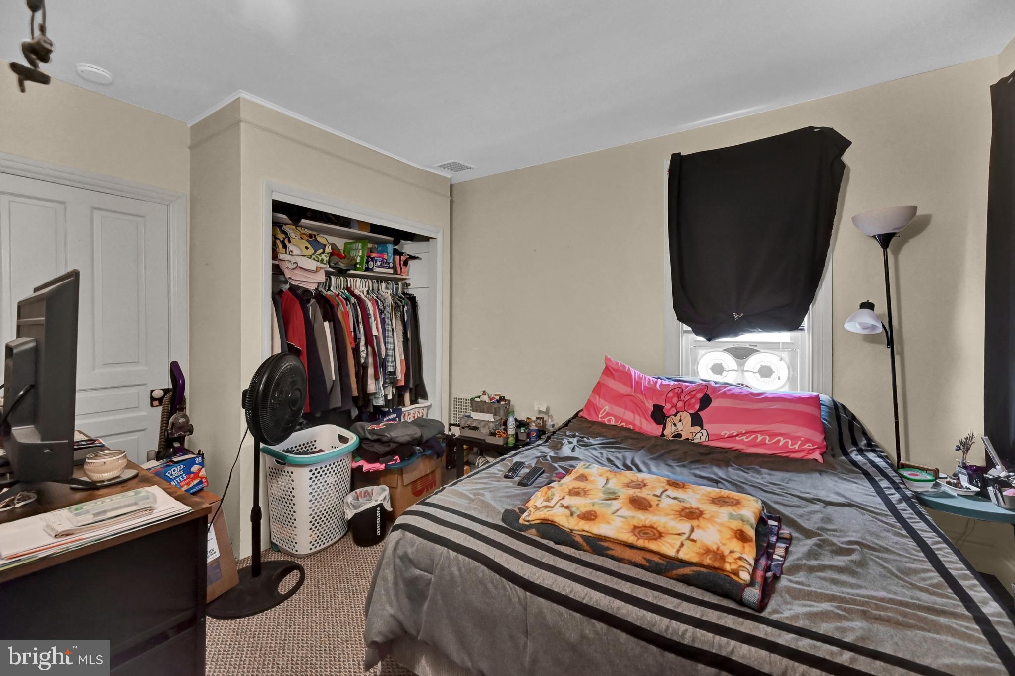 THE AVENUES - Residential Income