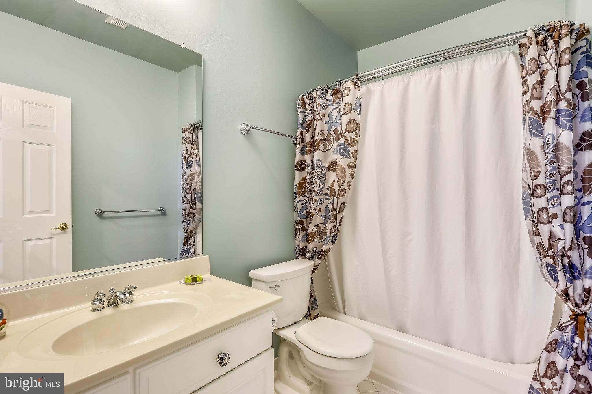 ALTA VISTA - Residential Lease