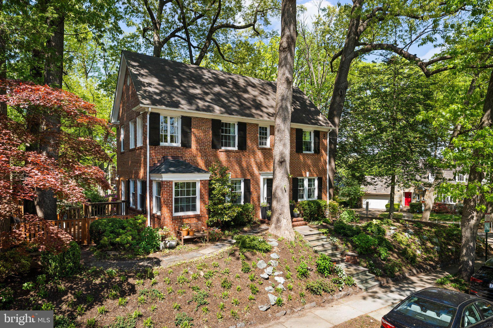 3701 JOCELYN STREET NW