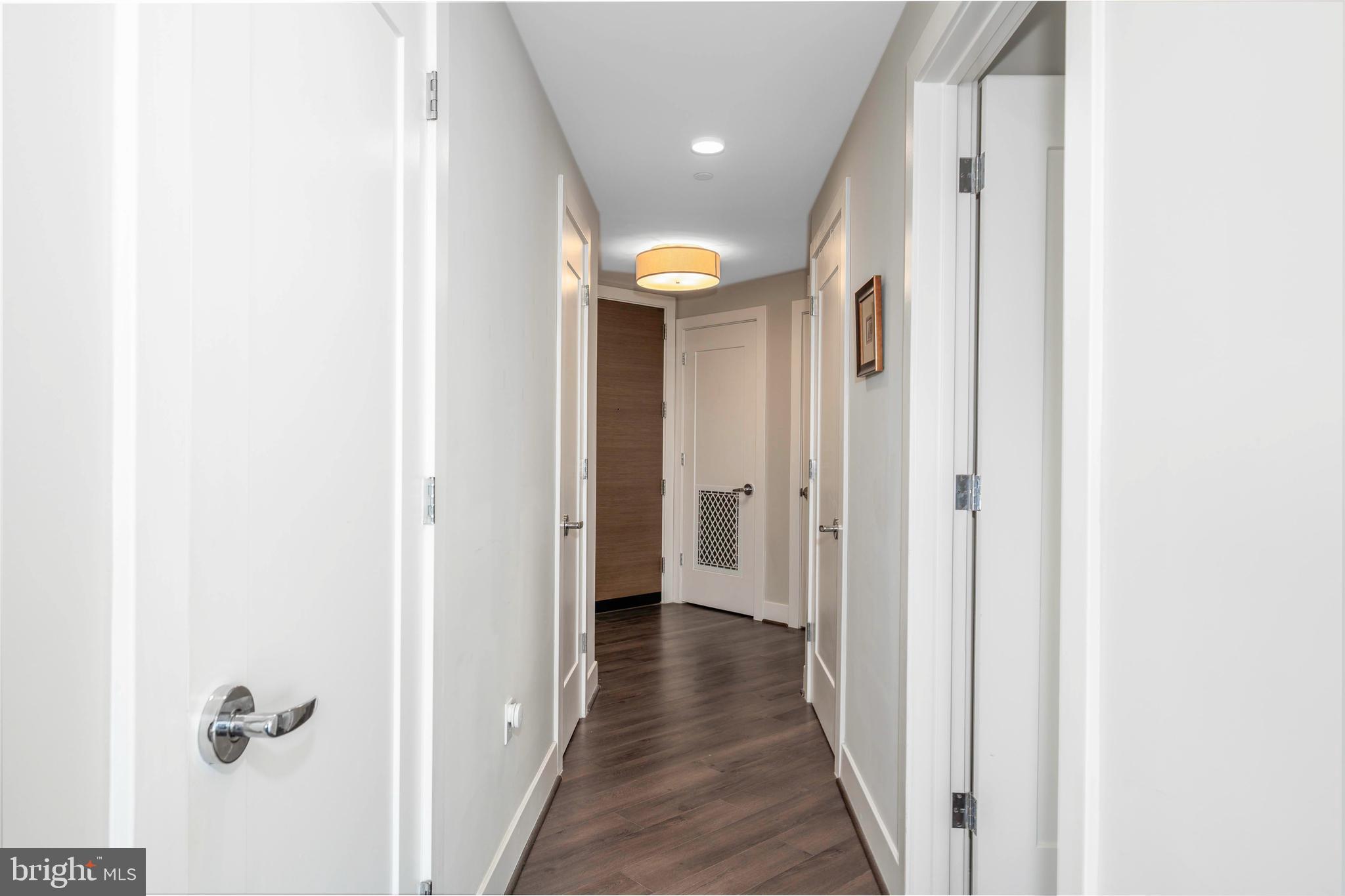 PIKE AND ROSE - Residential