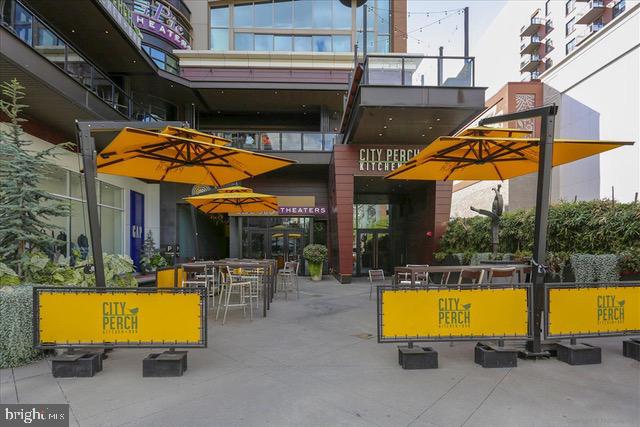 PIKE AND ROSE - Residential