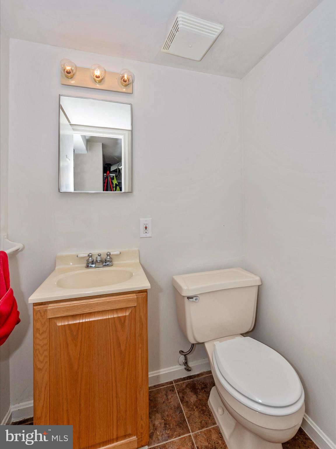 SHERWOOD FOREST MANOR - Residential