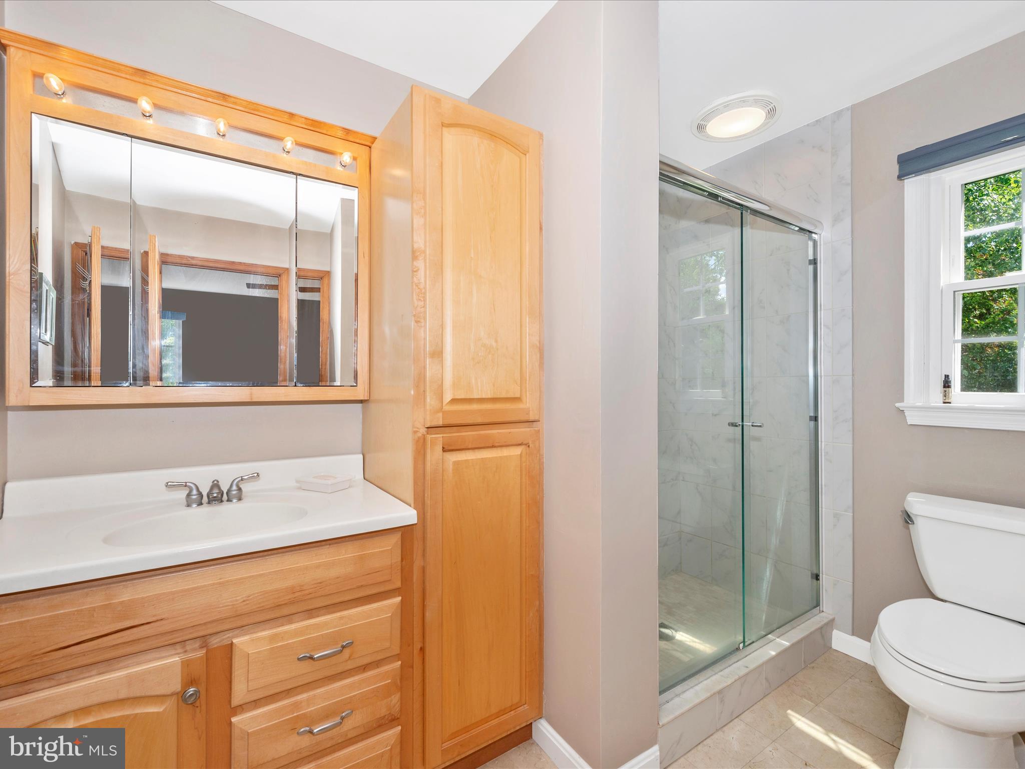 SHERWOOD FOREST MANOR - Residential