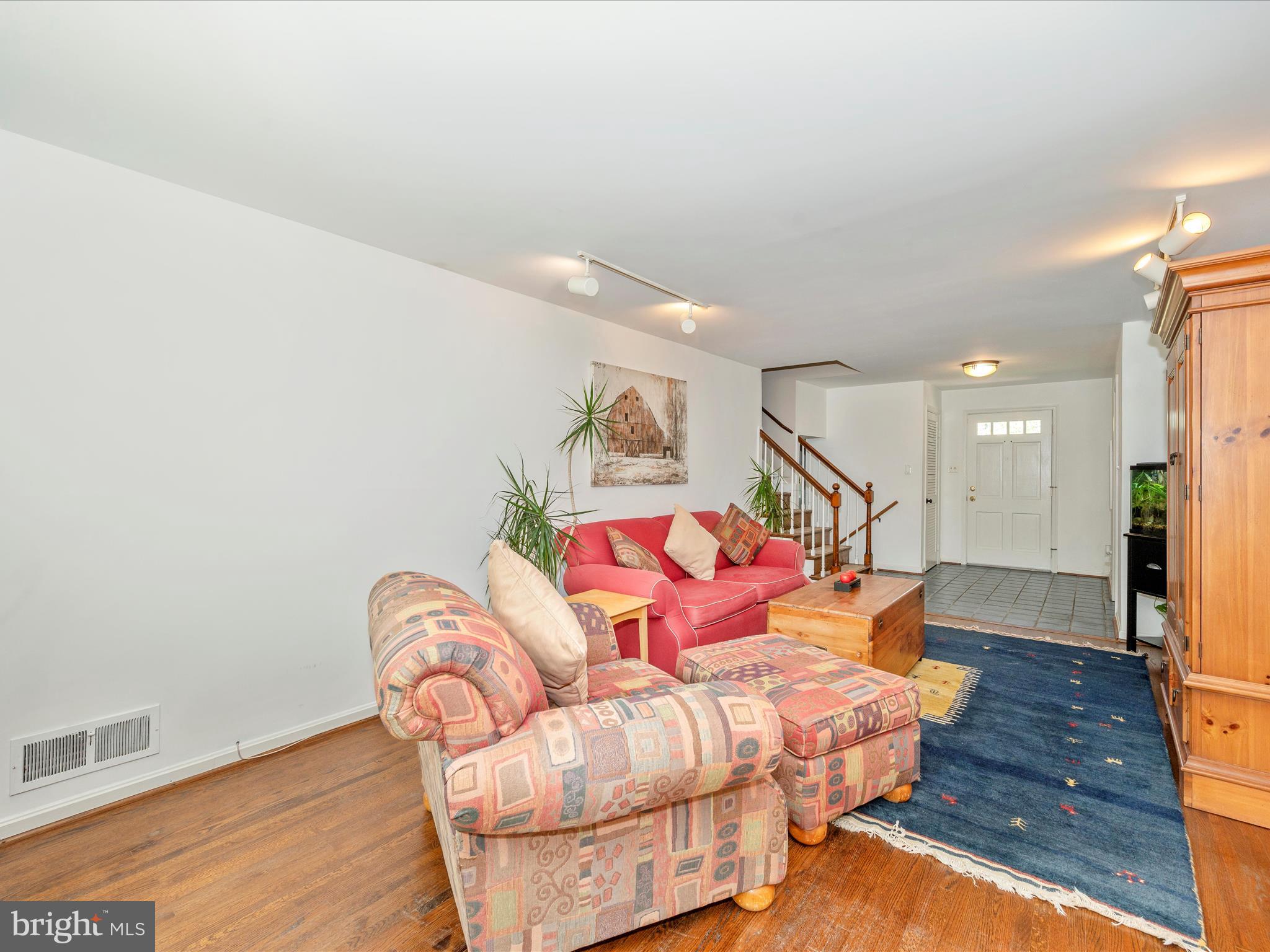 SHERWOOD FOREST MANOR - Residential