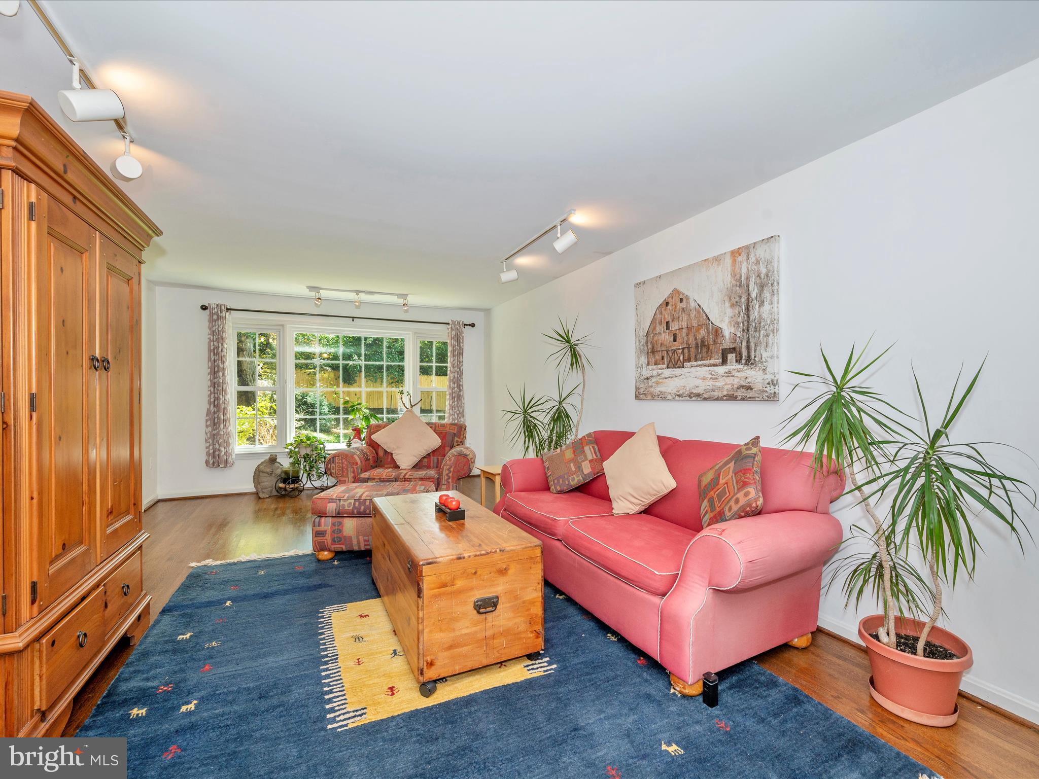 SHERWOOD FOREST MANOR - Residential