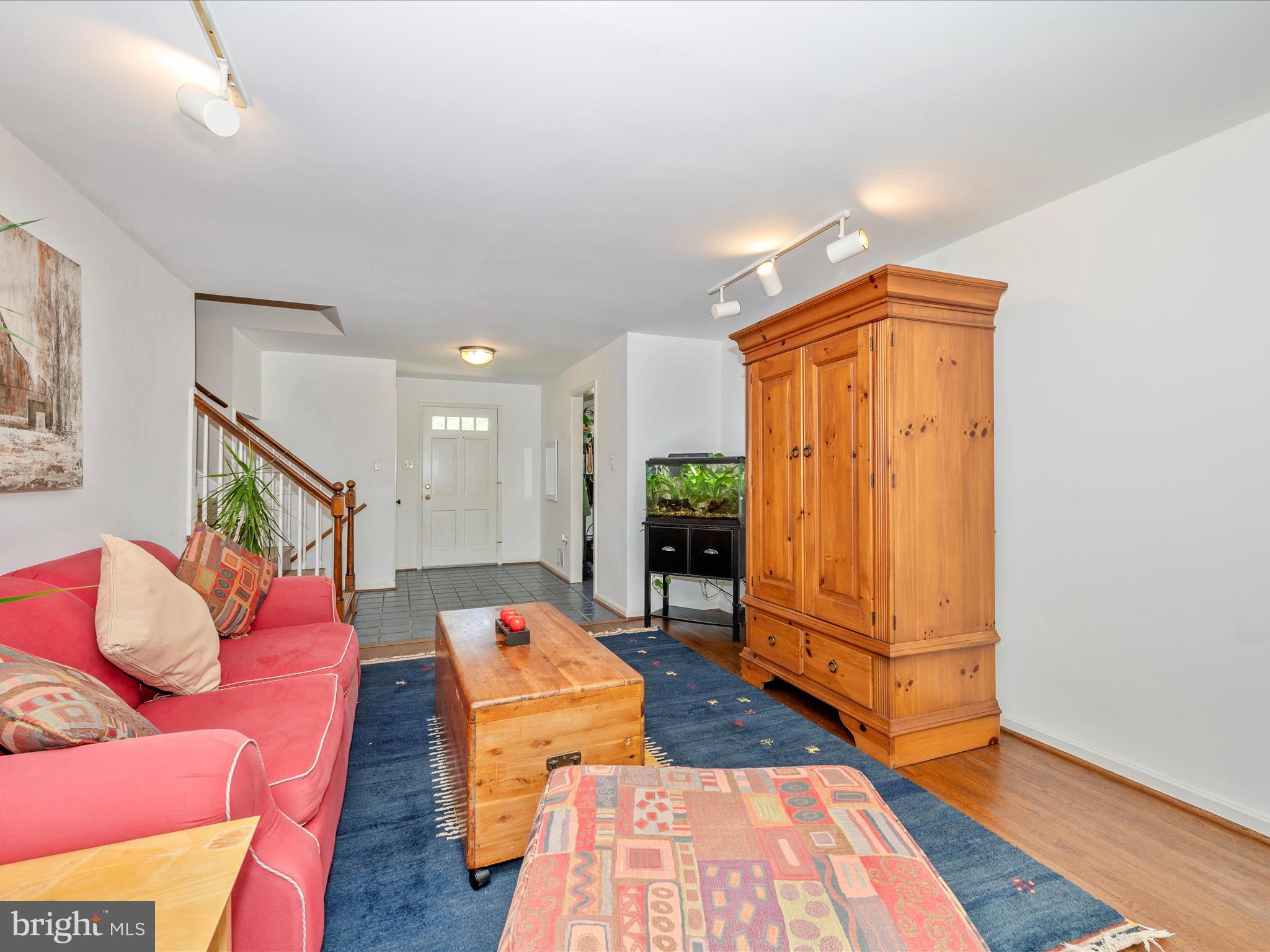 SHERWOOD FOREST MANOR - Residential