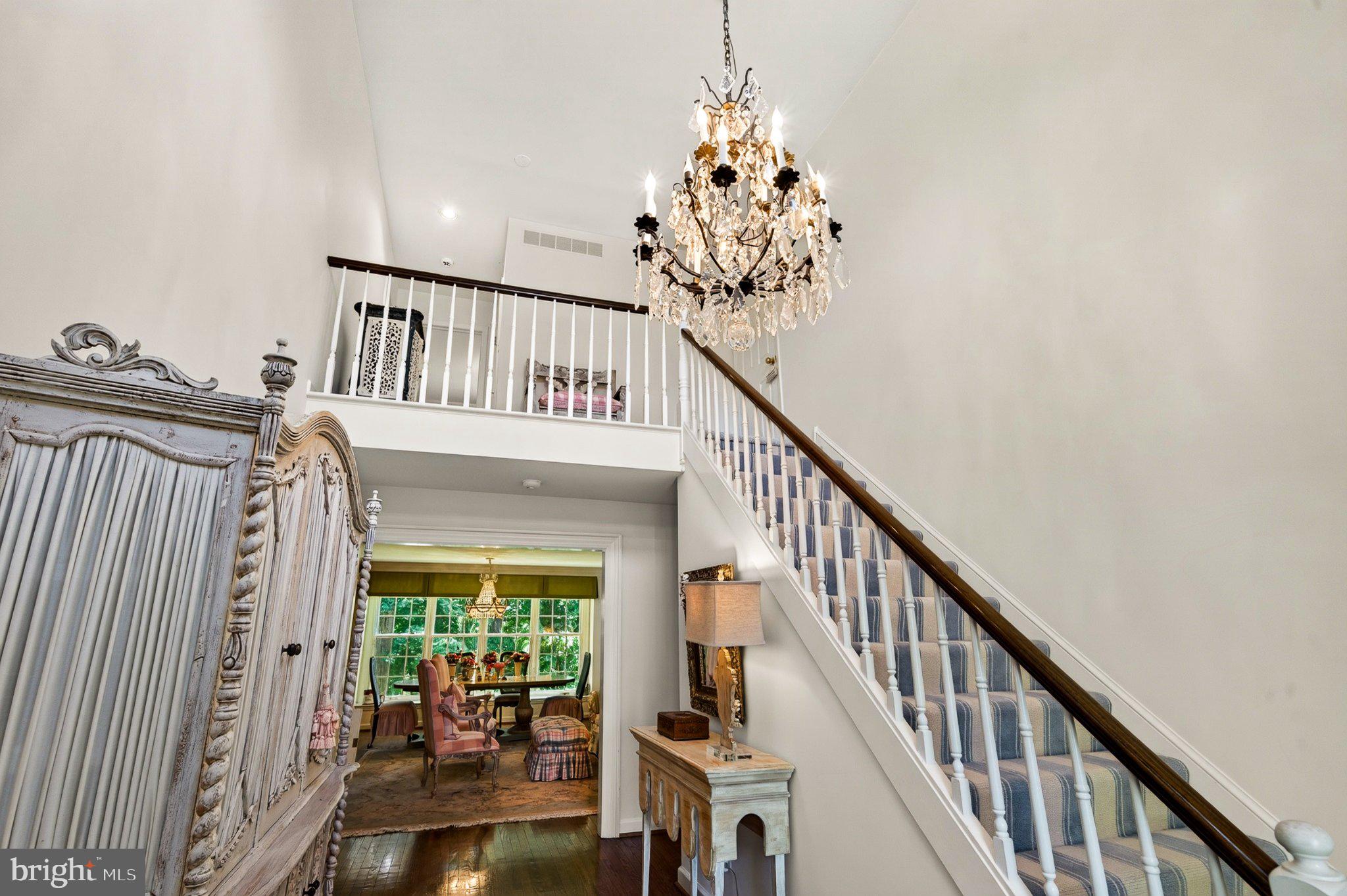 470 INVERARY LANE