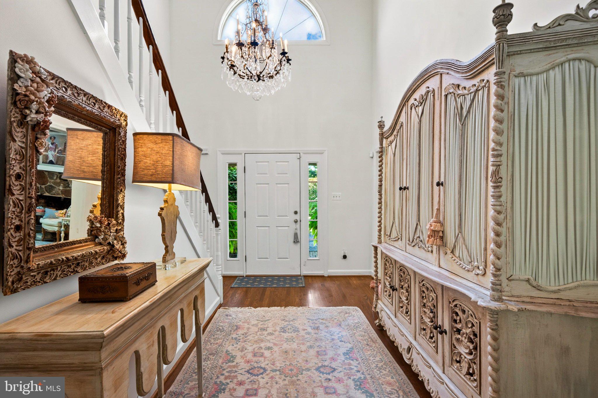 470 INVERARY LANE