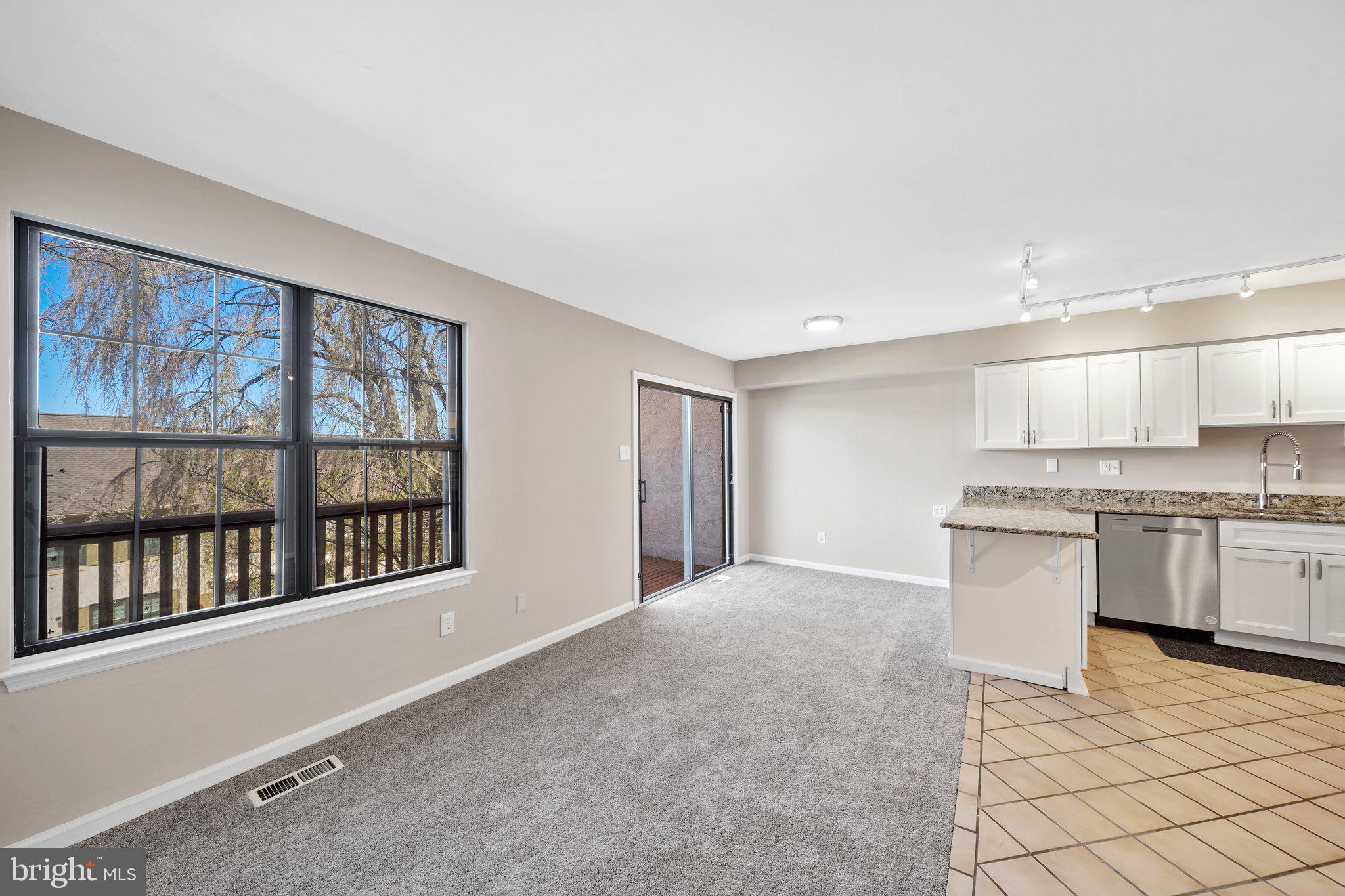 WILLISTOWN WOODS - Residential