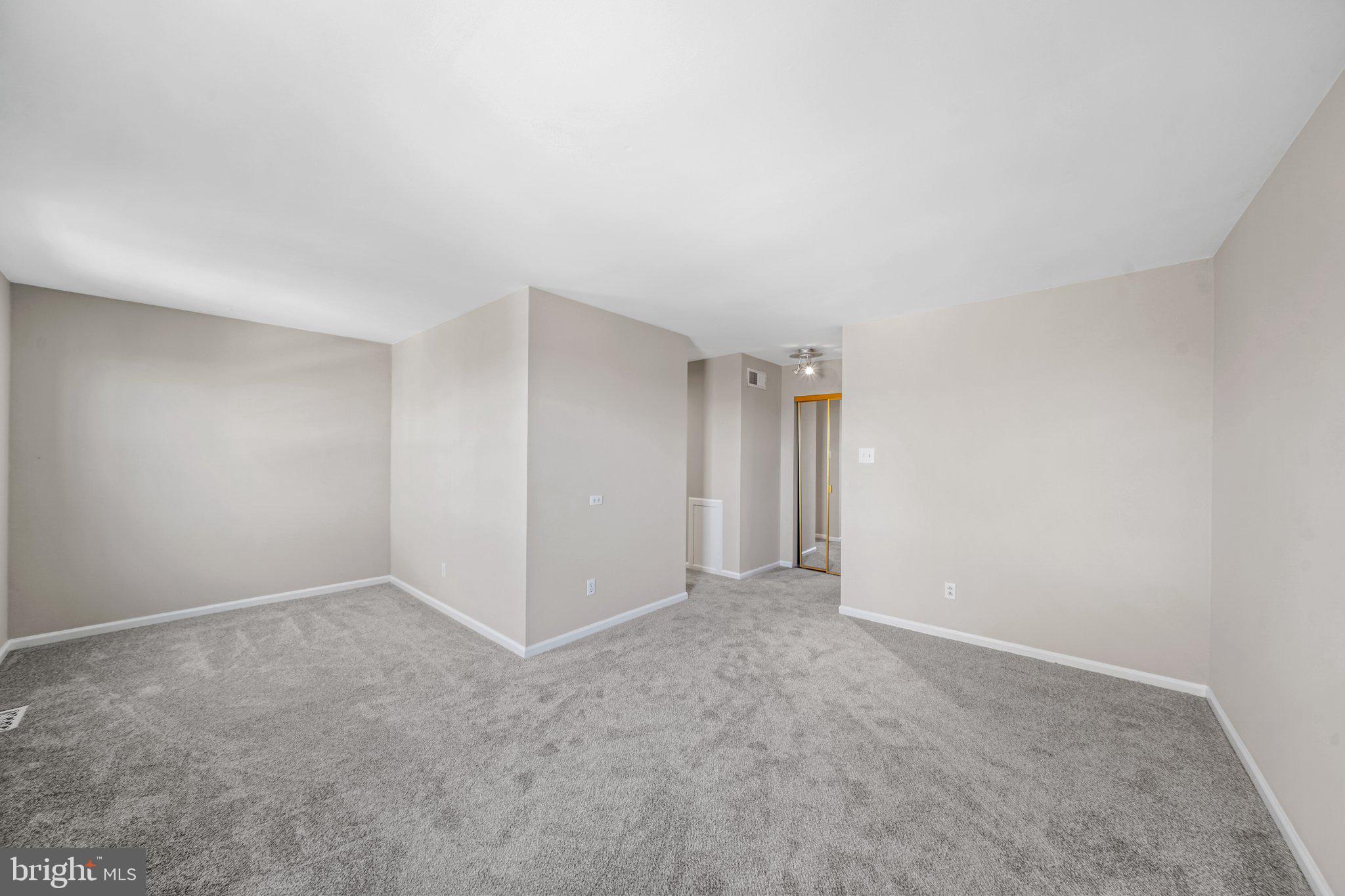 WILLISTOWN WOODS - Residential