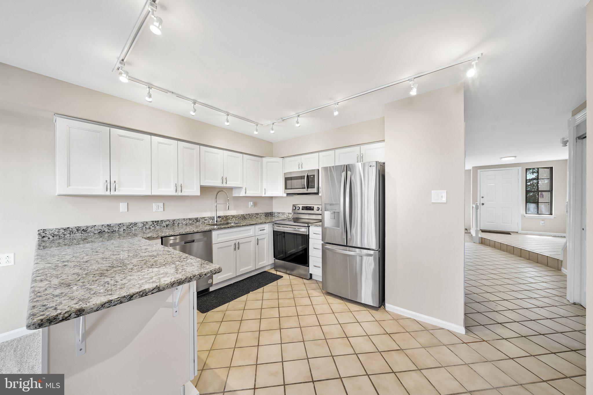 WILLISTOWN WOODS - Residential