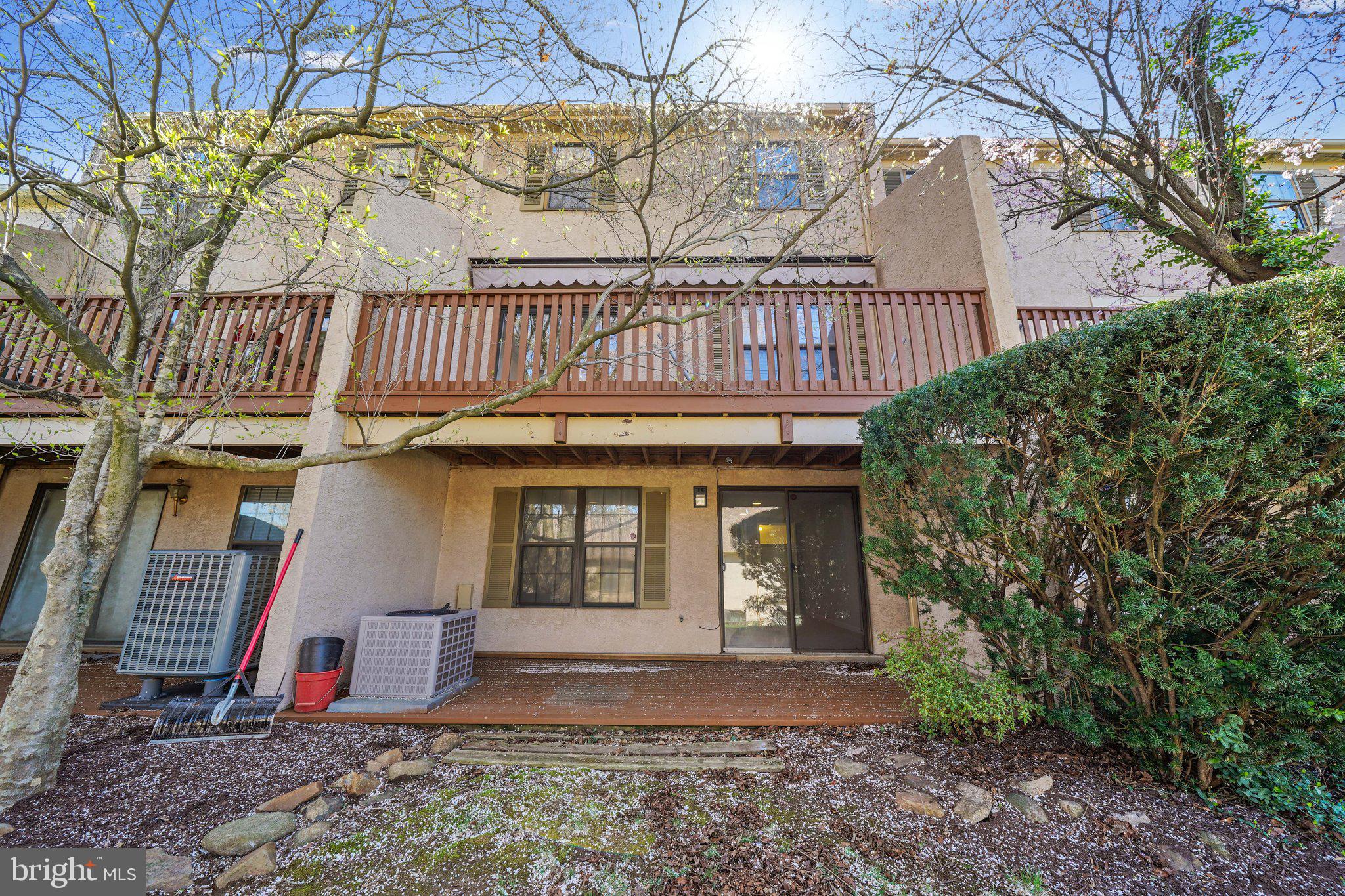 WILLISTOWN WOODS - Residential