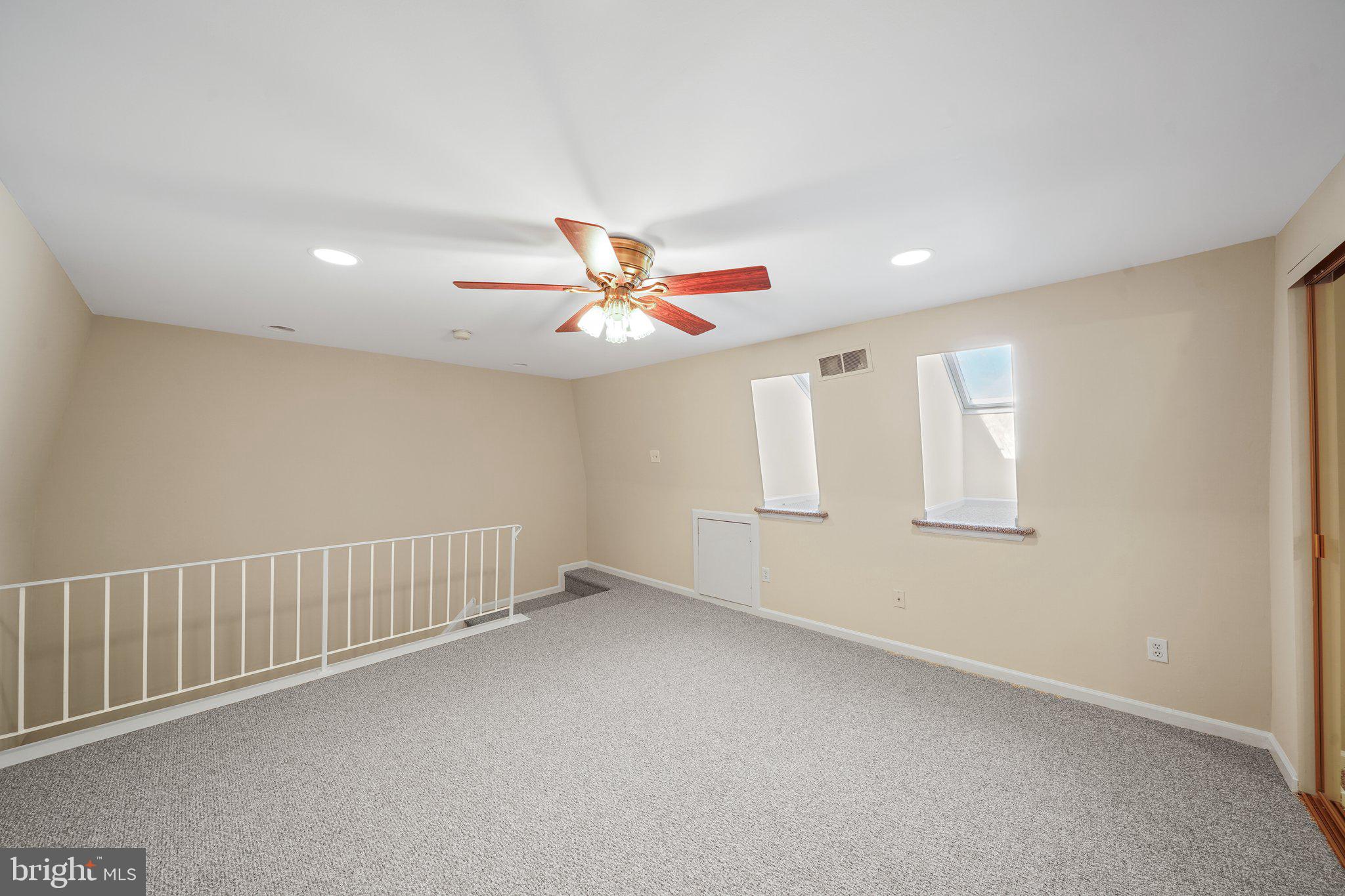 WILLISTOWN WOODS - Residential