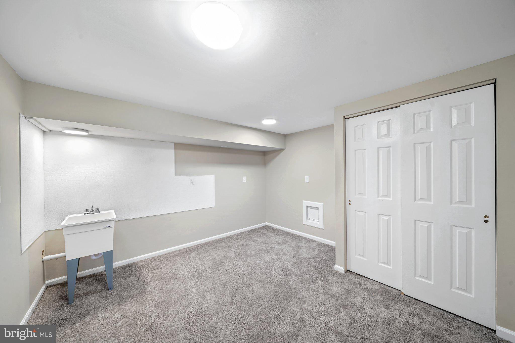 WILLISTOWN WOODS - Residential