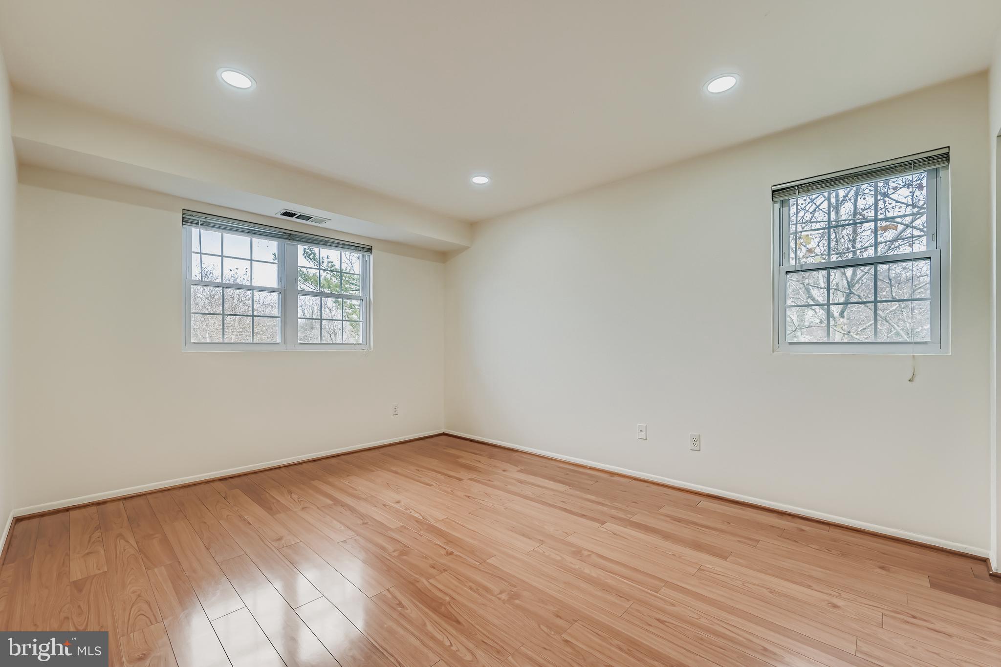 GARDENS AT OWINGS MILLS - Residential Lease