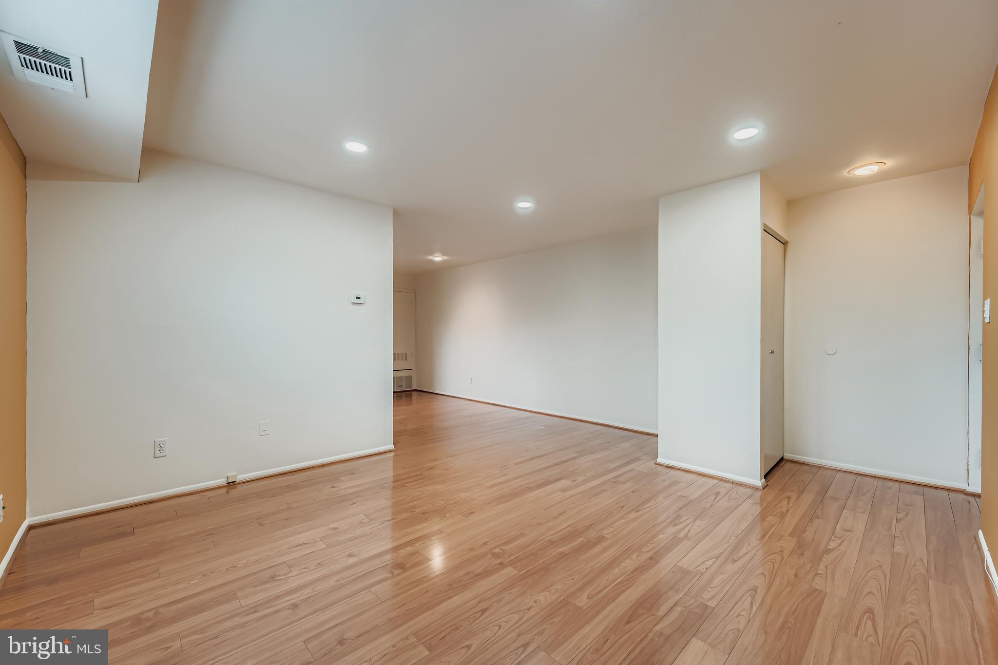 GARDENS AT OWINGS MILLS - Residential Lease