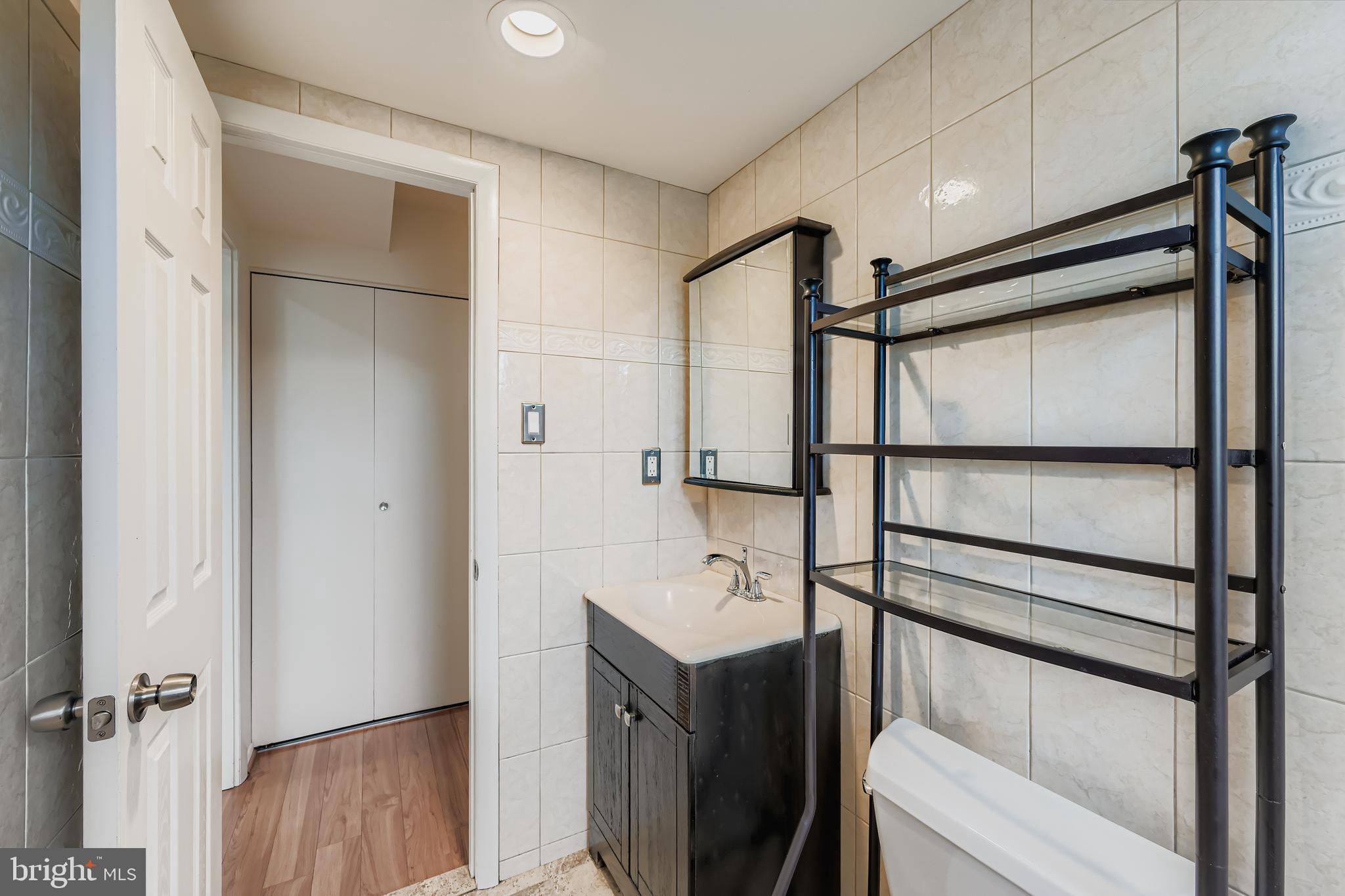 GARDENS AT OWINGS MILLS - Residential Lease