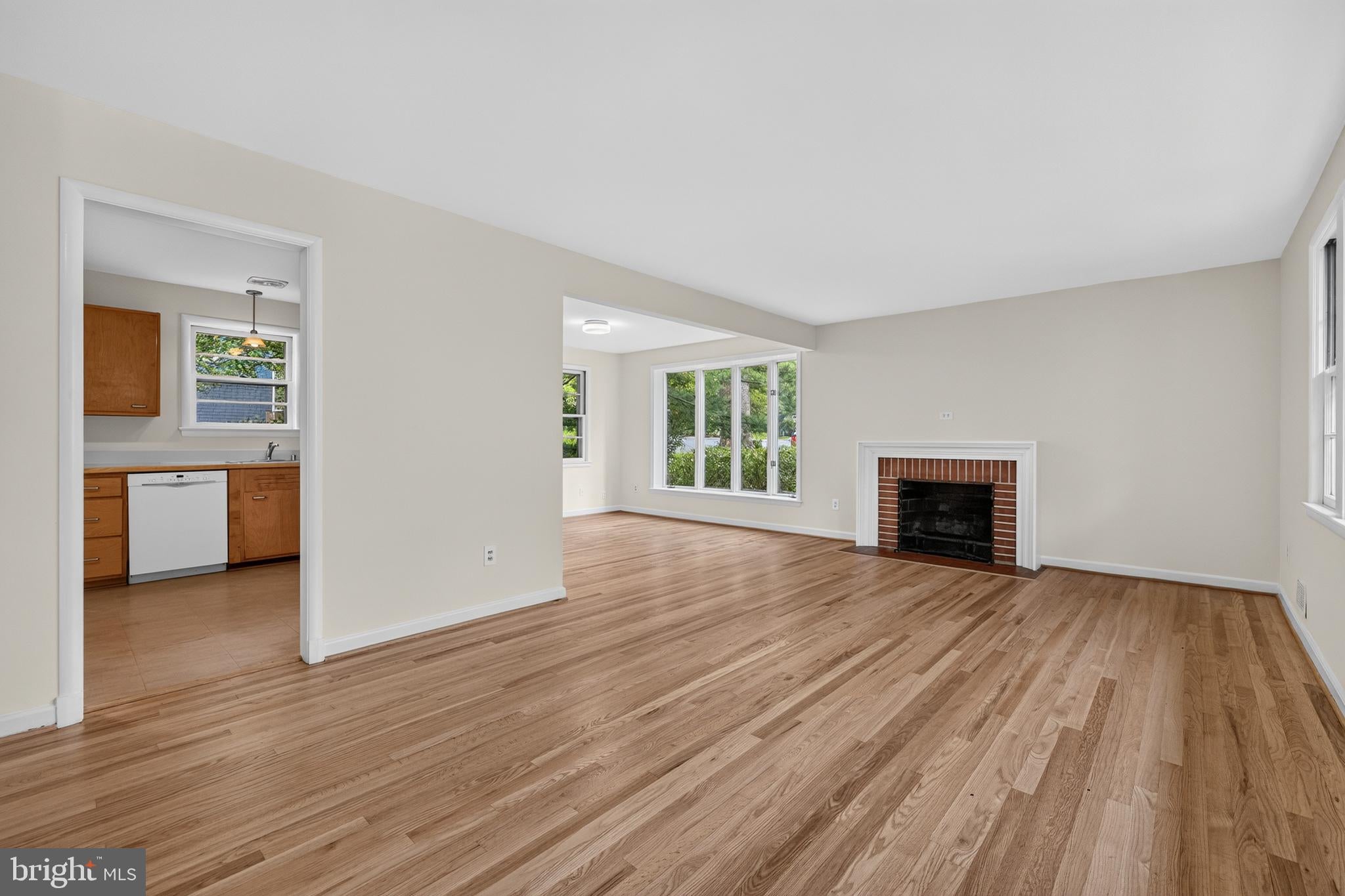 3505 KENSINGTON COURT