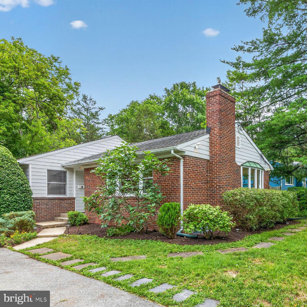 3505 KENSINGTON COURT