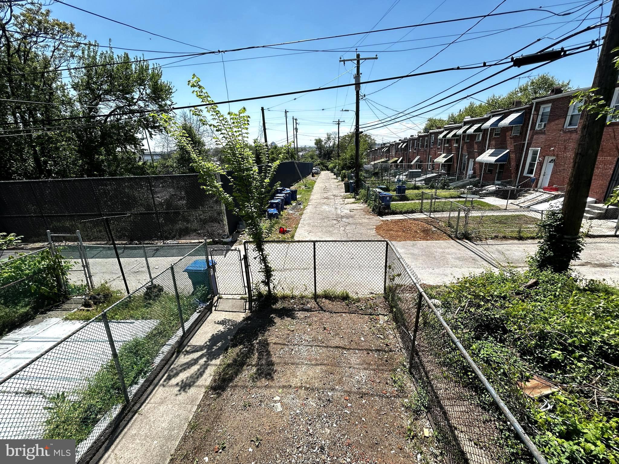 BIDDLE STREET - Residential