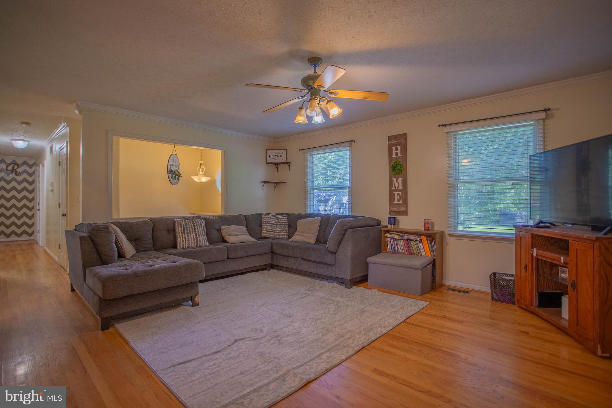 FOXCREST MANOR - Residential