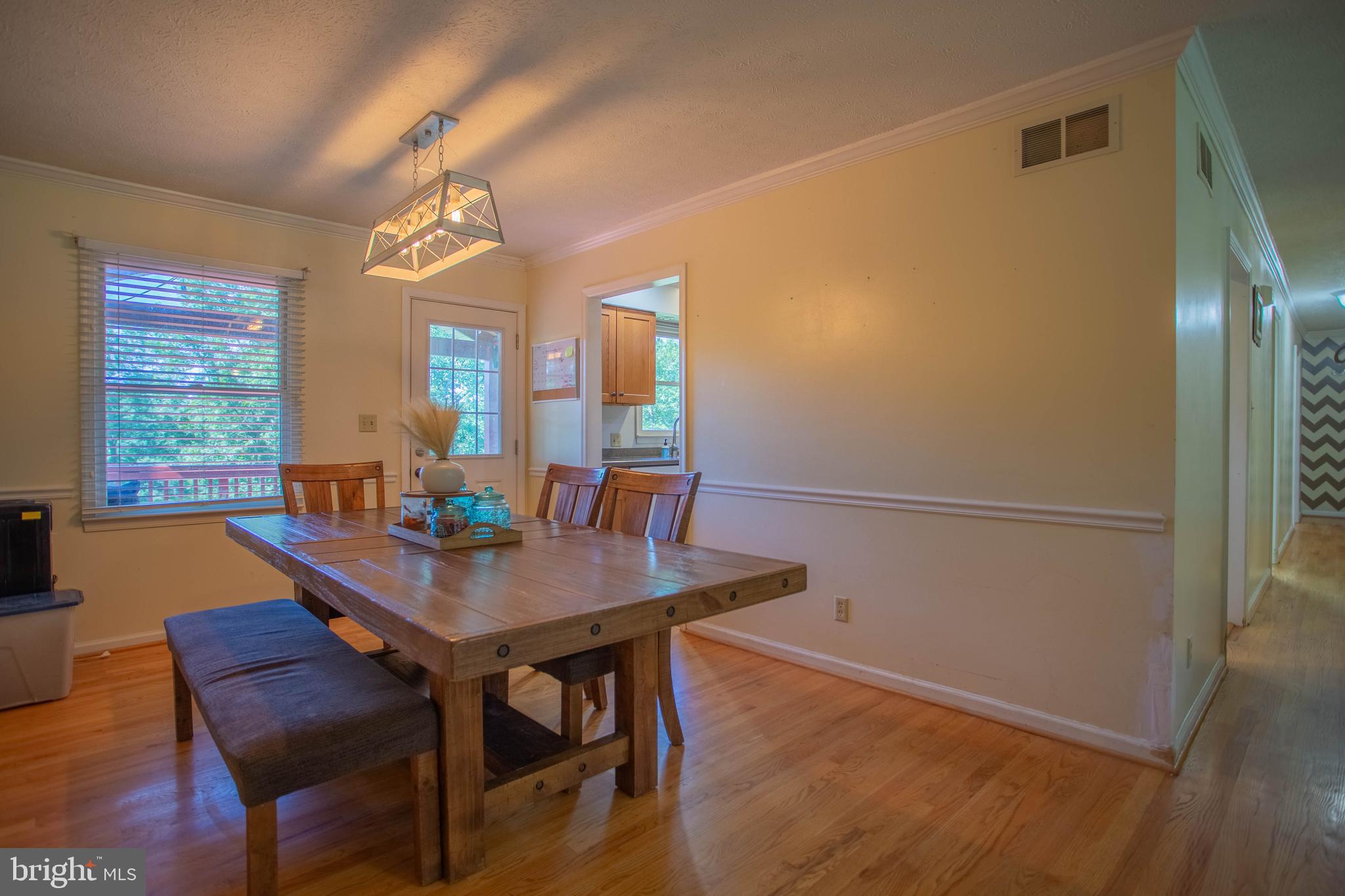 FOXCREST MANOR - Residential