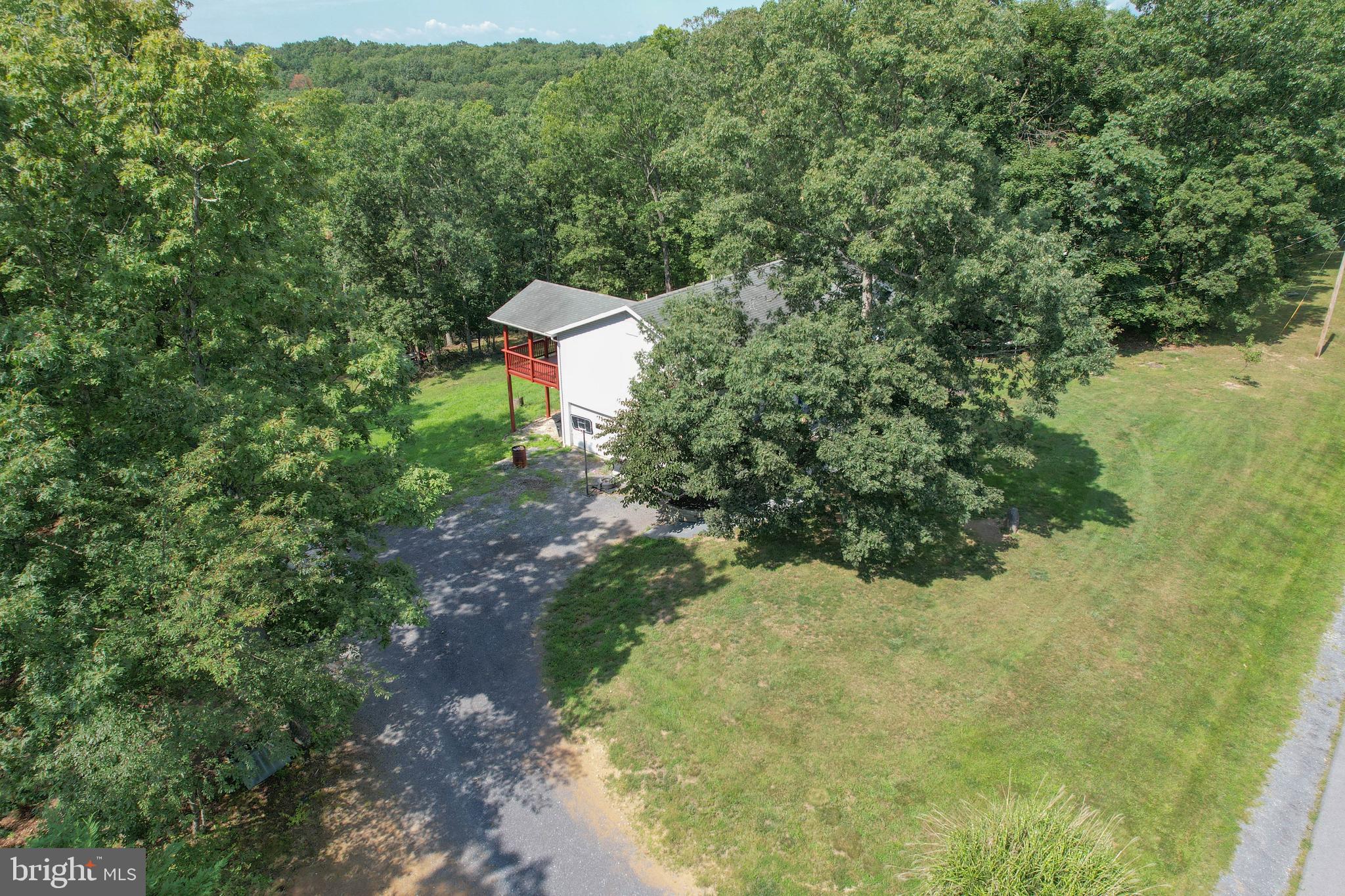 FOXCREST MANOR - Residential