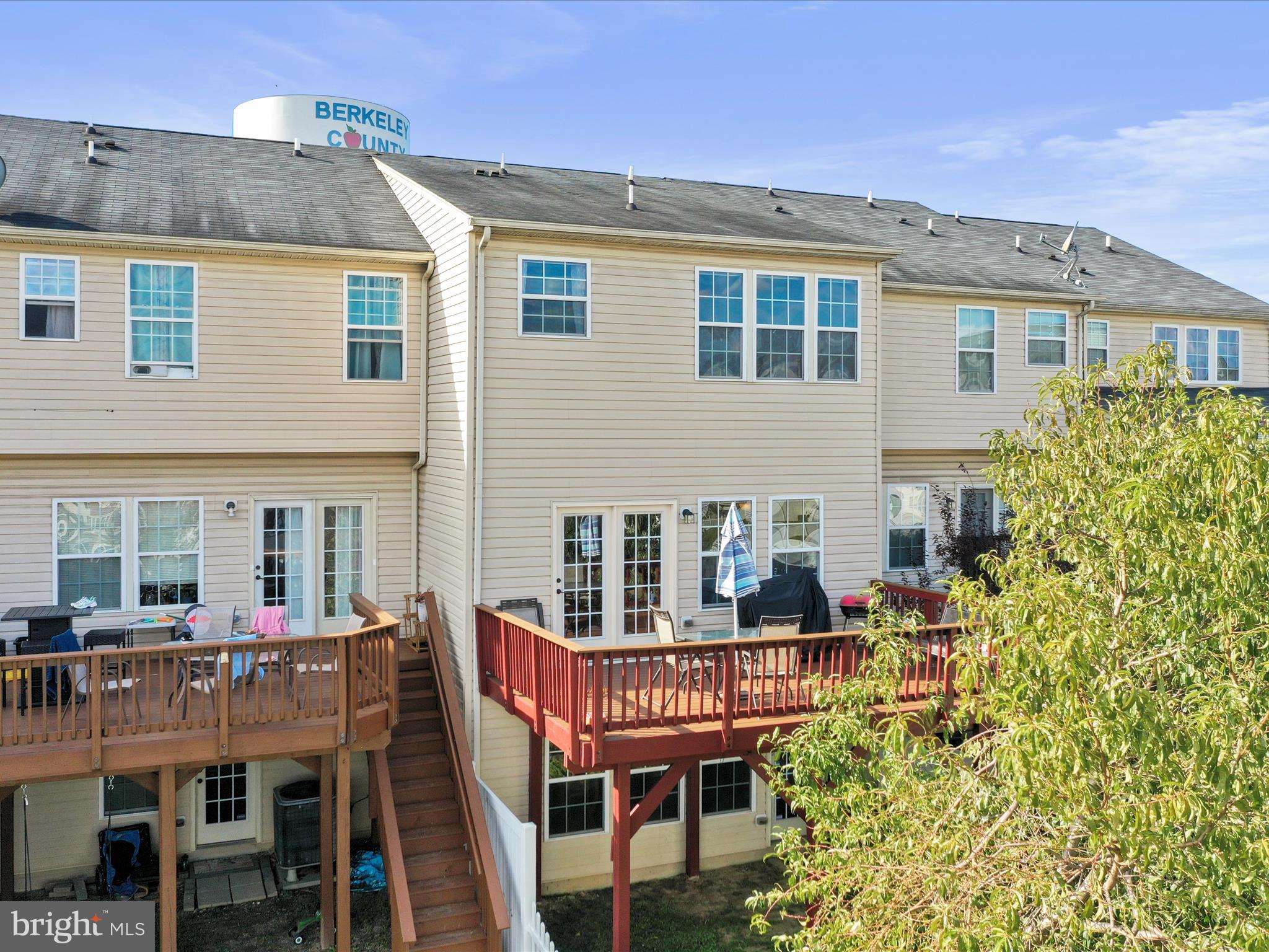 BROOKFIELD - Residential