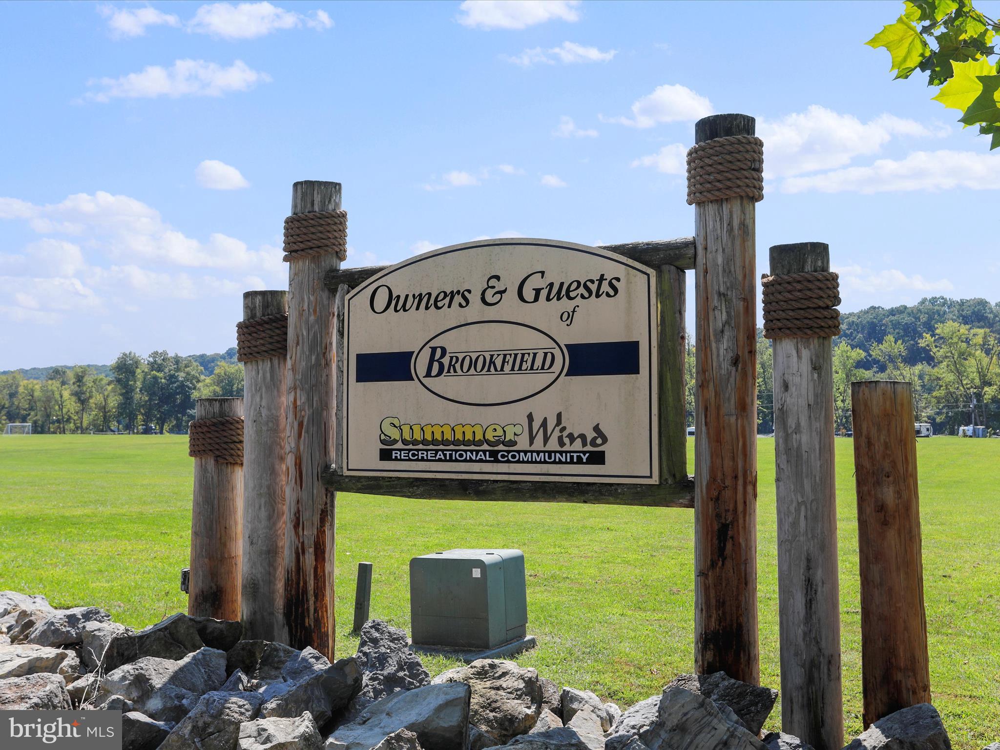 BROOKFIELD - Residential