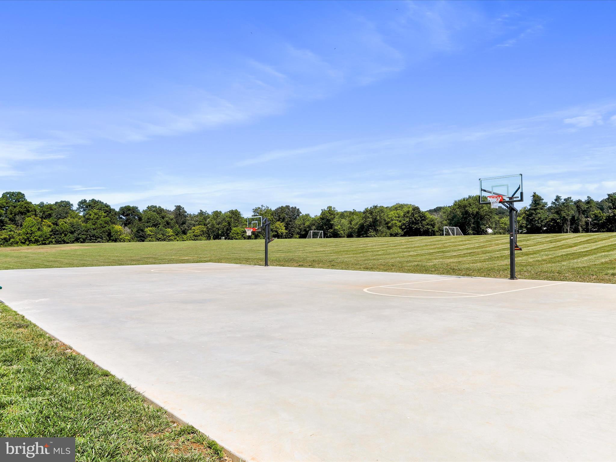 BROOKFIELD - Residential