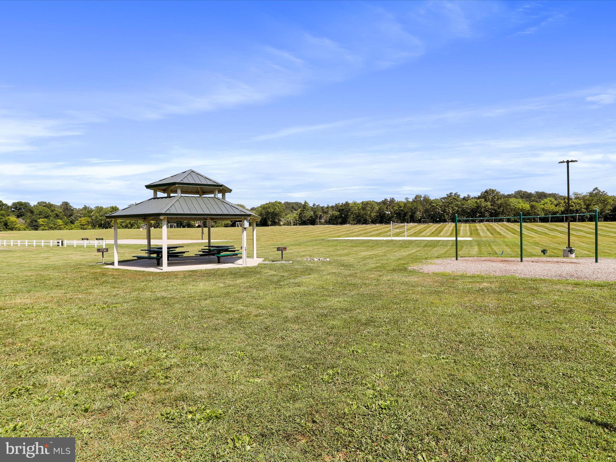 BROOKFIELD - Residential