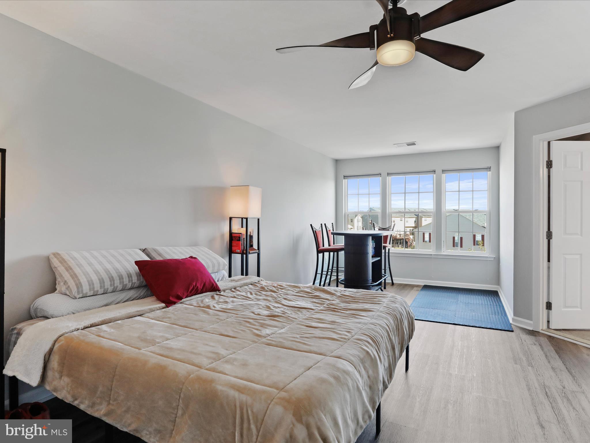 BROOKFIELD - Residential