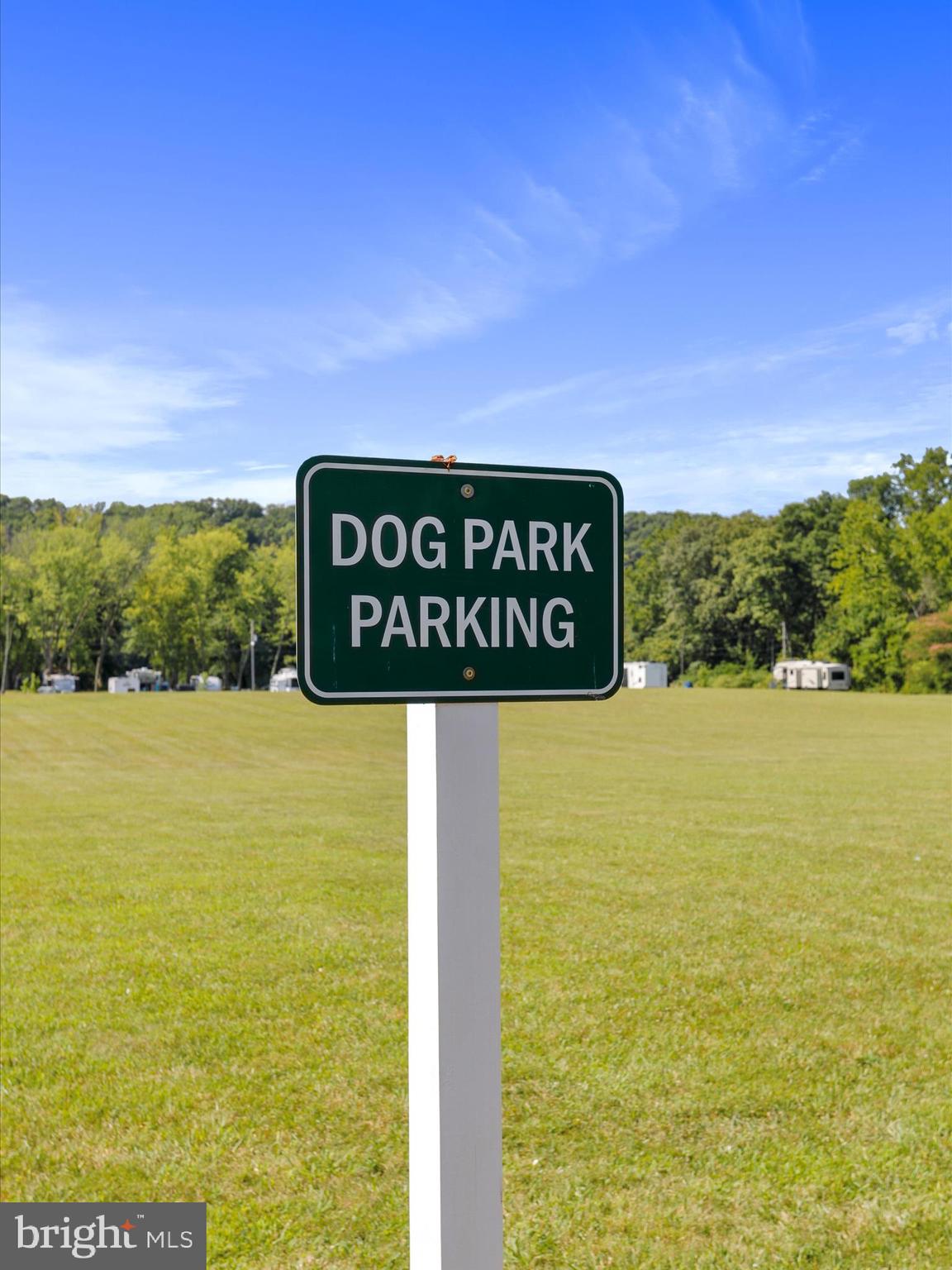 BROOKFIELD - Residential