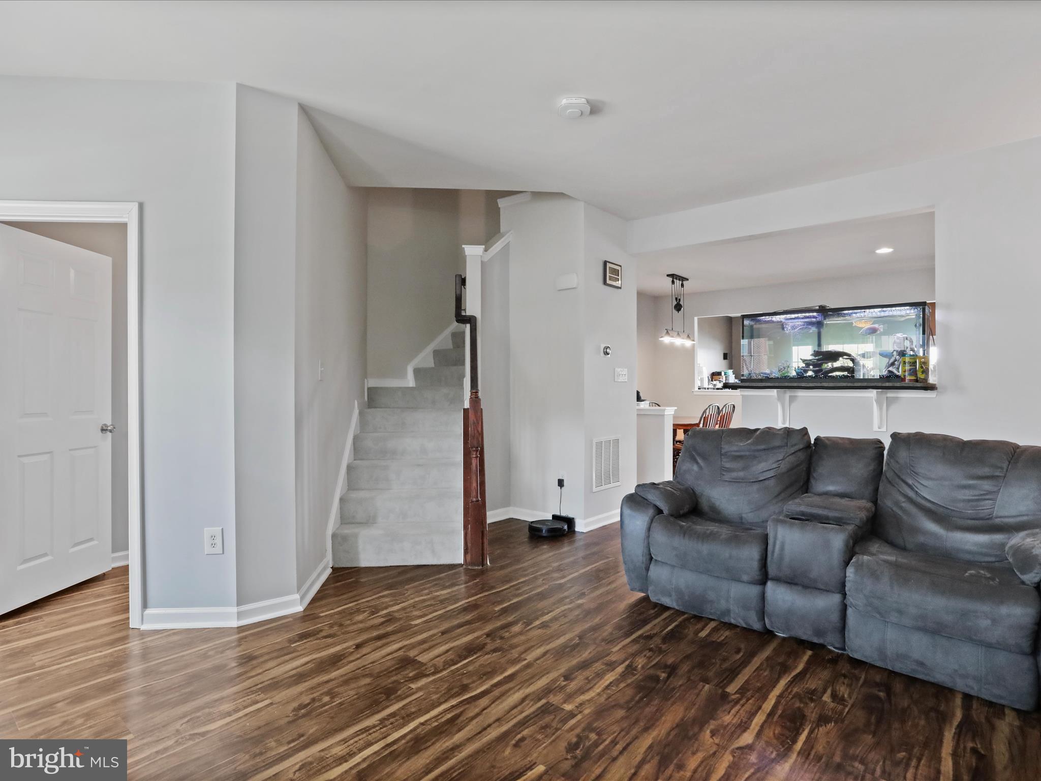 BROOKFIELD - Residential