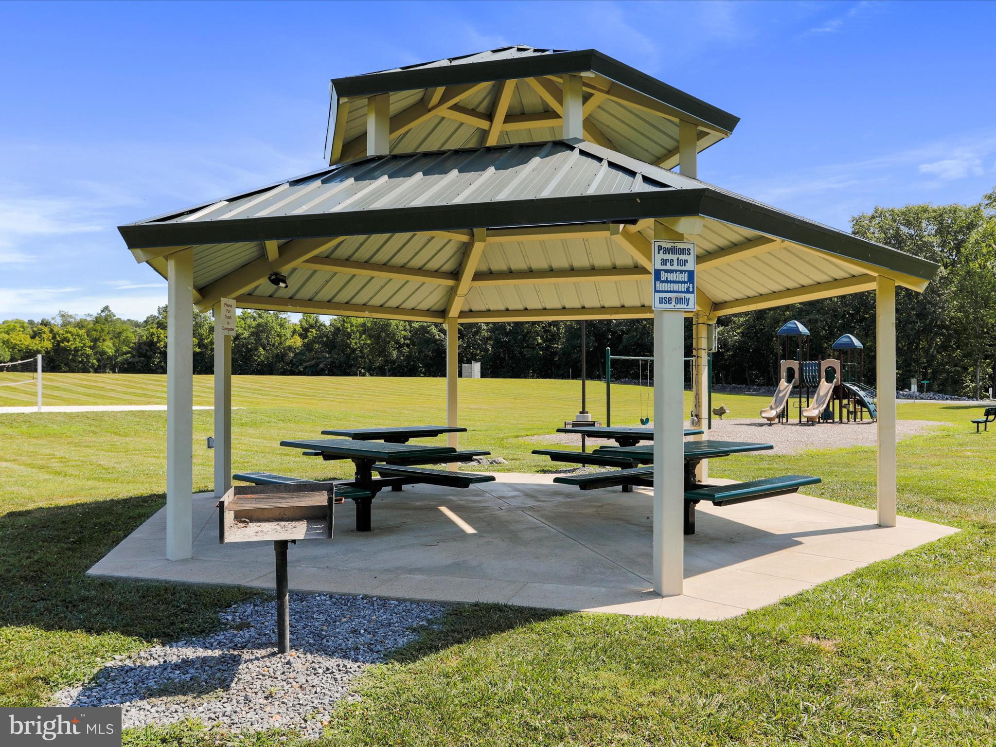 BROOKFIELD - Residential