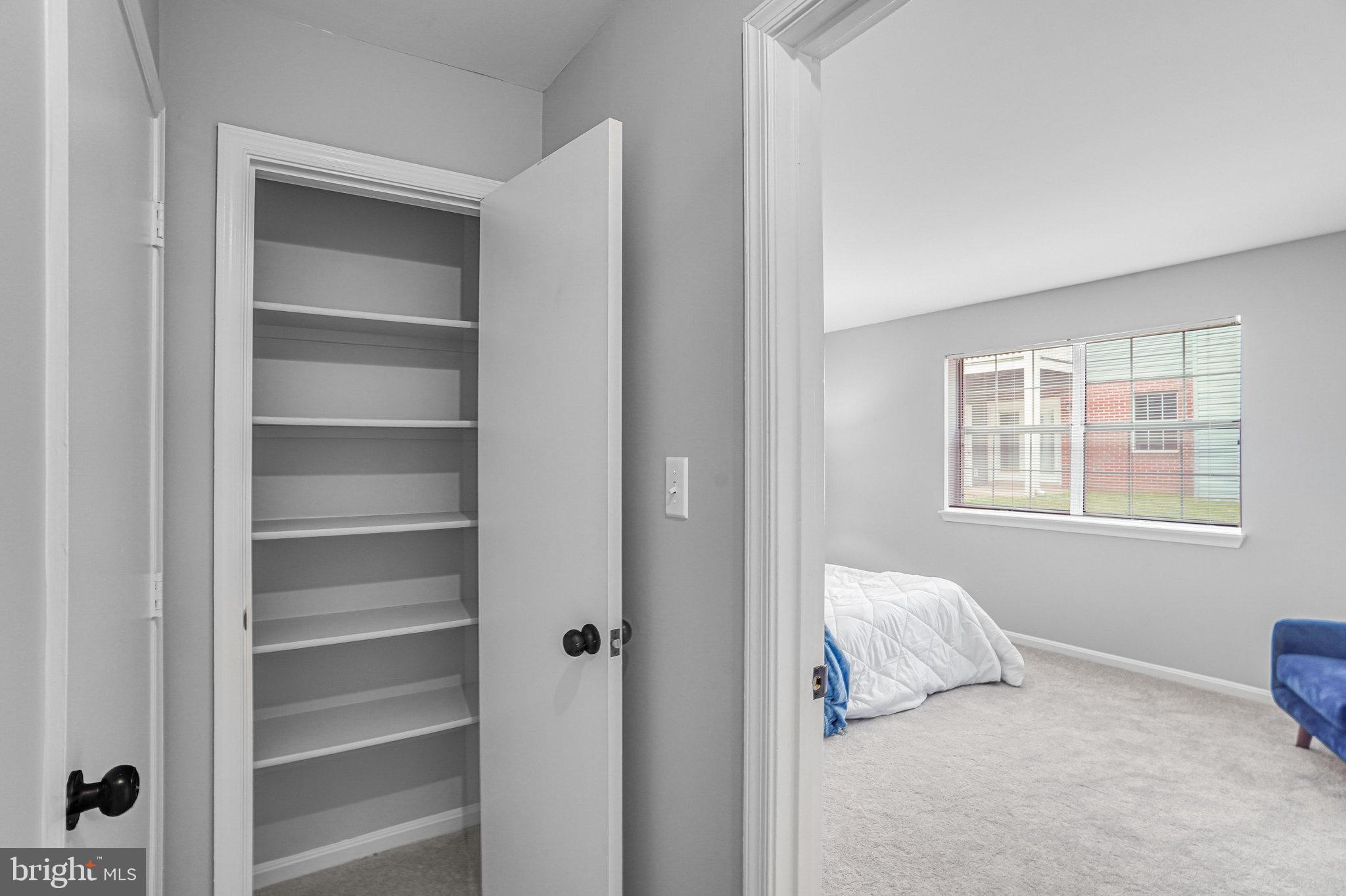 SUNNINGDALE MEADOWS - Residential