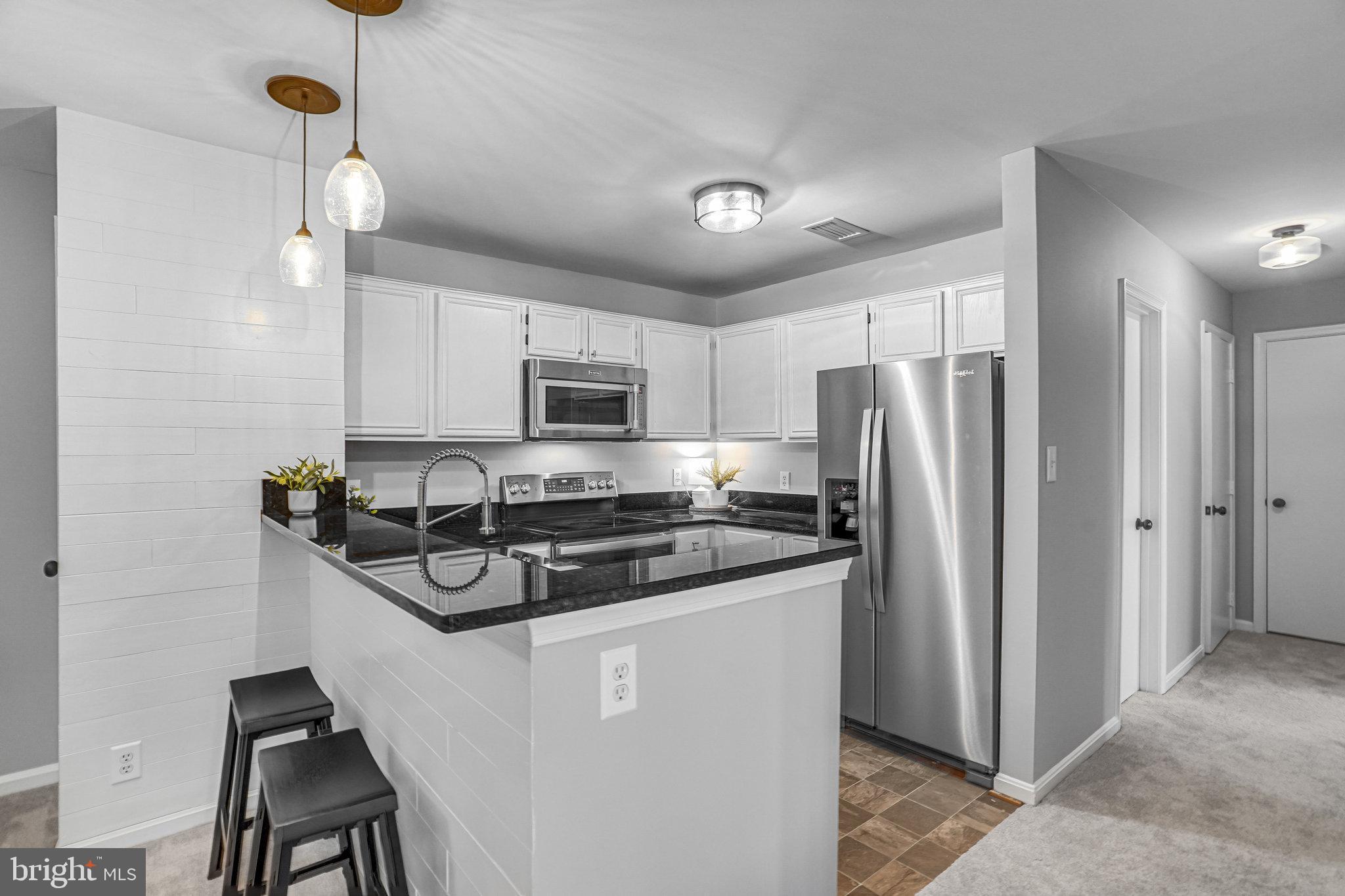 SUNNINGDALE MEADOWS - Residential