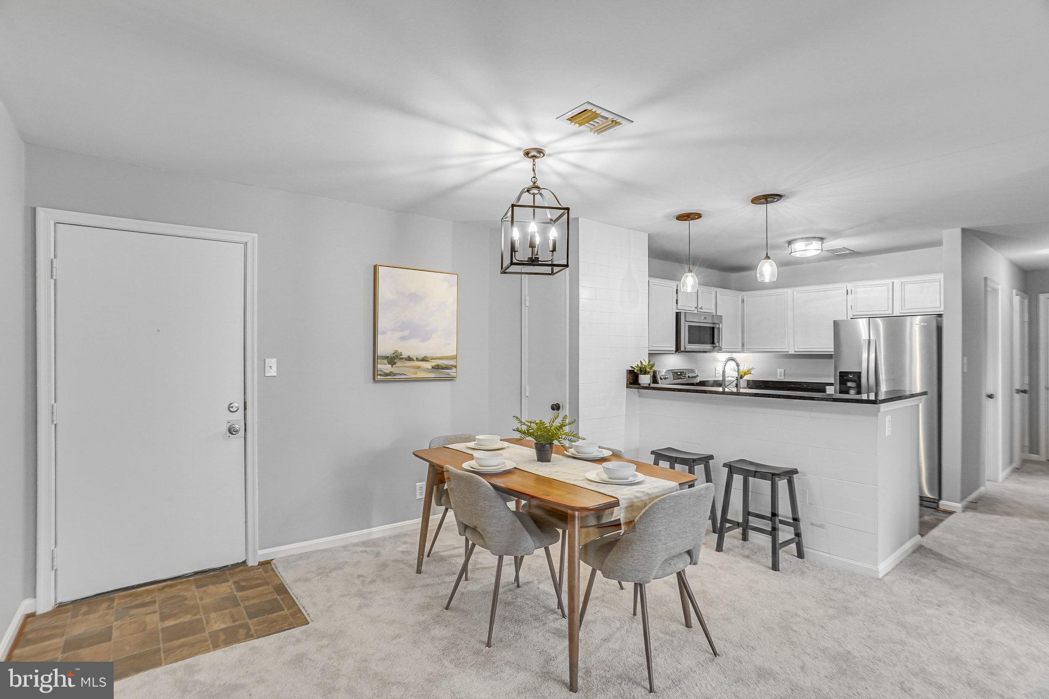 SUNNINGDALE MEADOWS - Residential