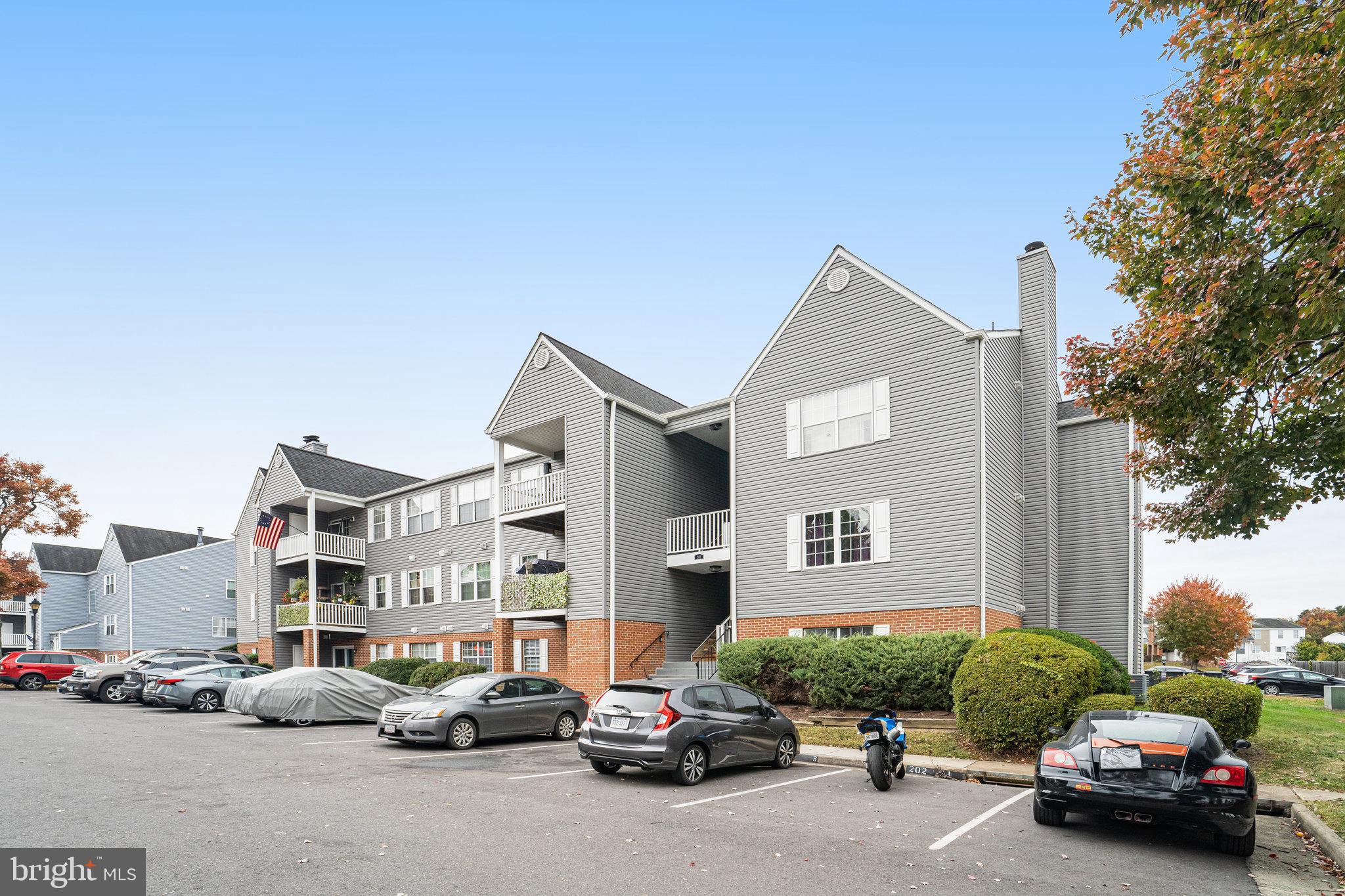 SUNNINGDALE MEADOWS - Residential