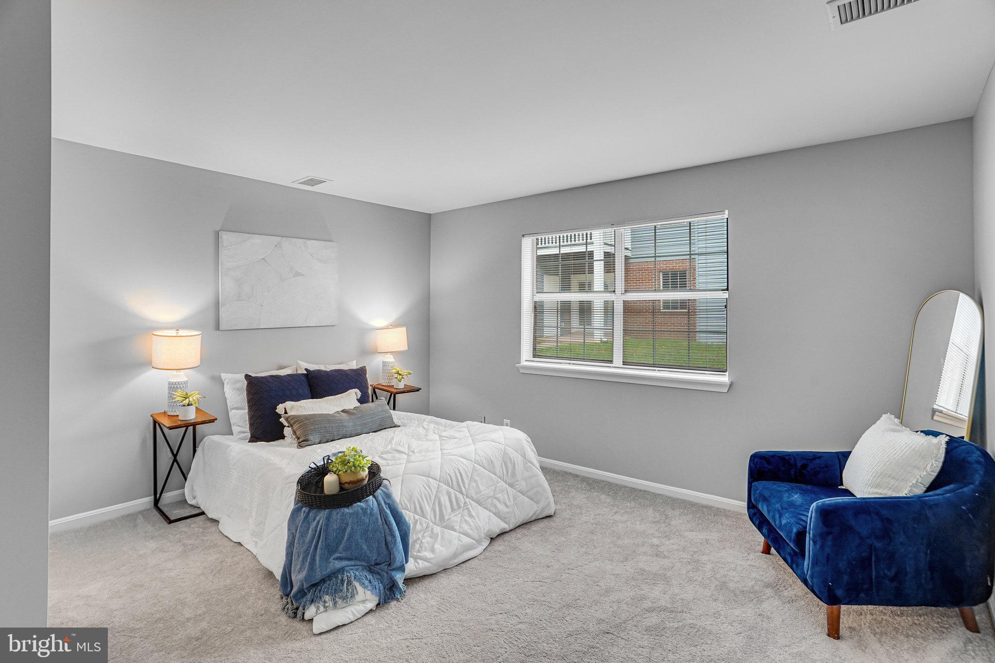 SUNNINGDALE MEADOWS - Residential