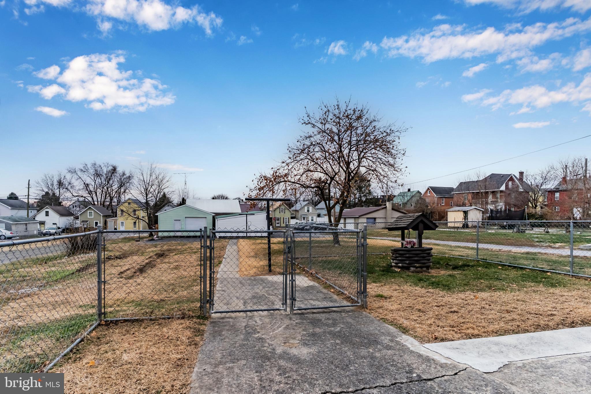 260 LINCOLN WAY WEST W