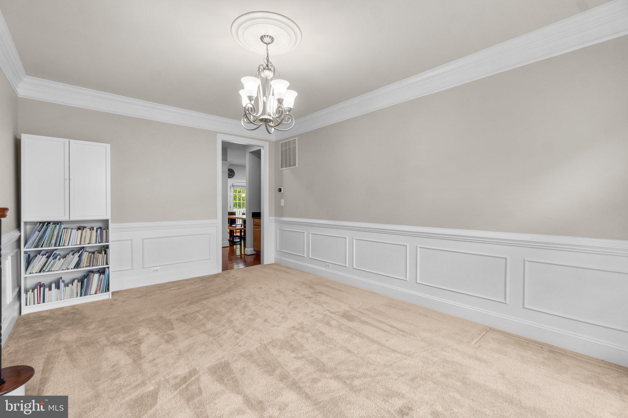 AUTUMN RIVER - Residential