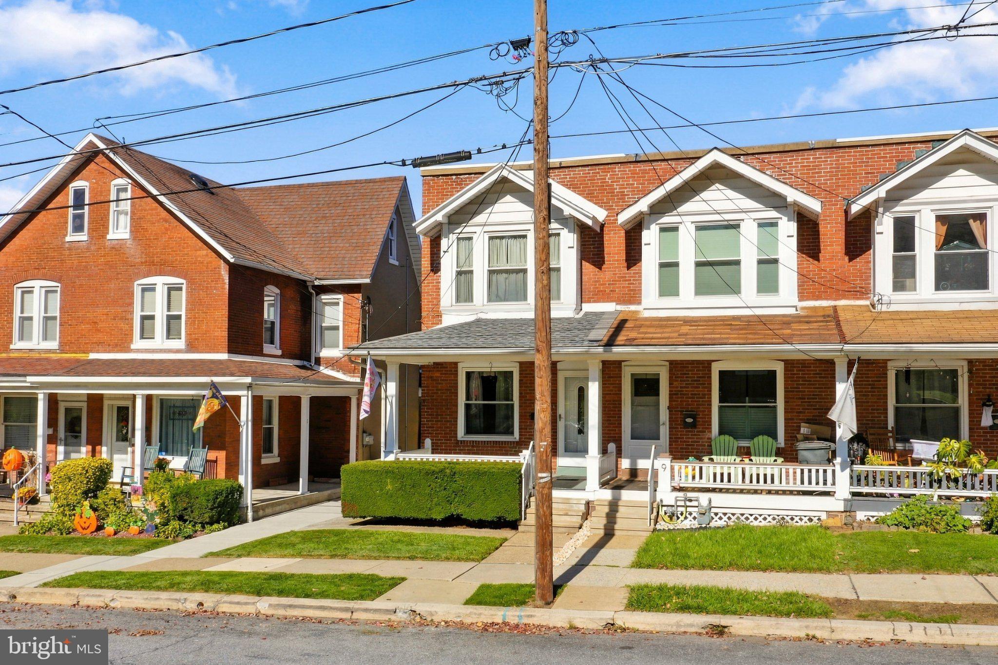 11 W BROAD STREET