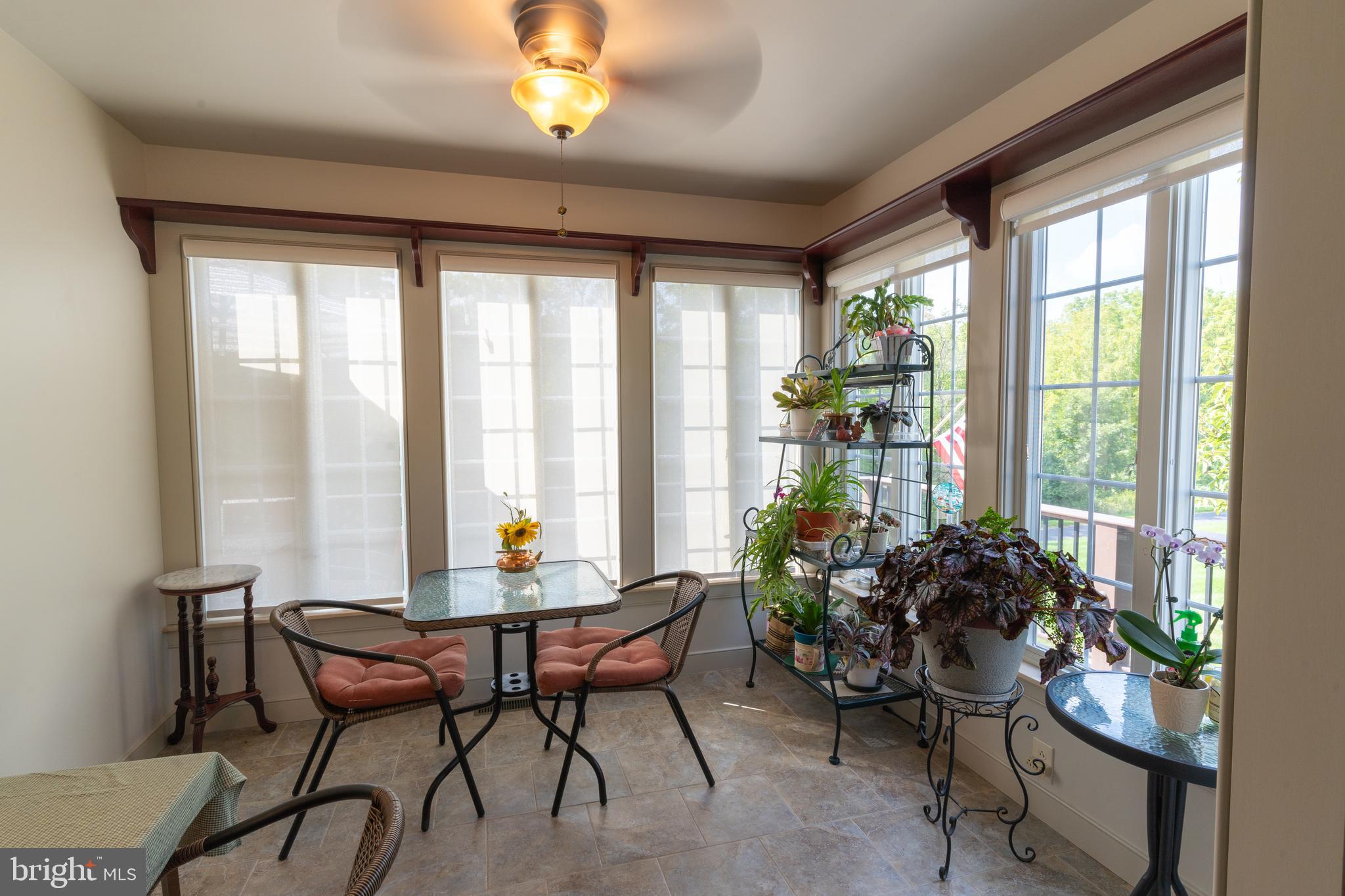 LIONSGATE - Residential