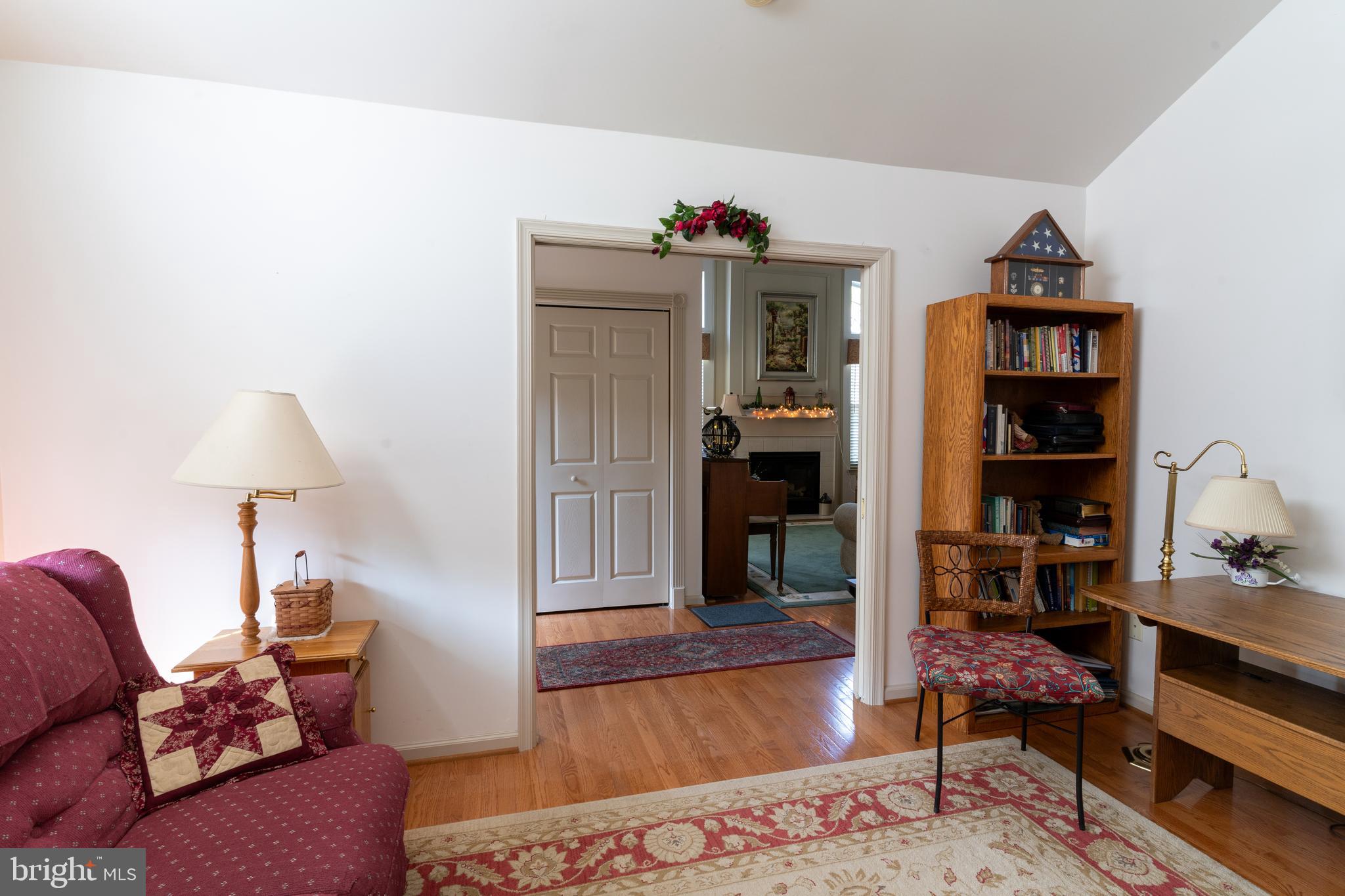 LIONSGATE - Residential