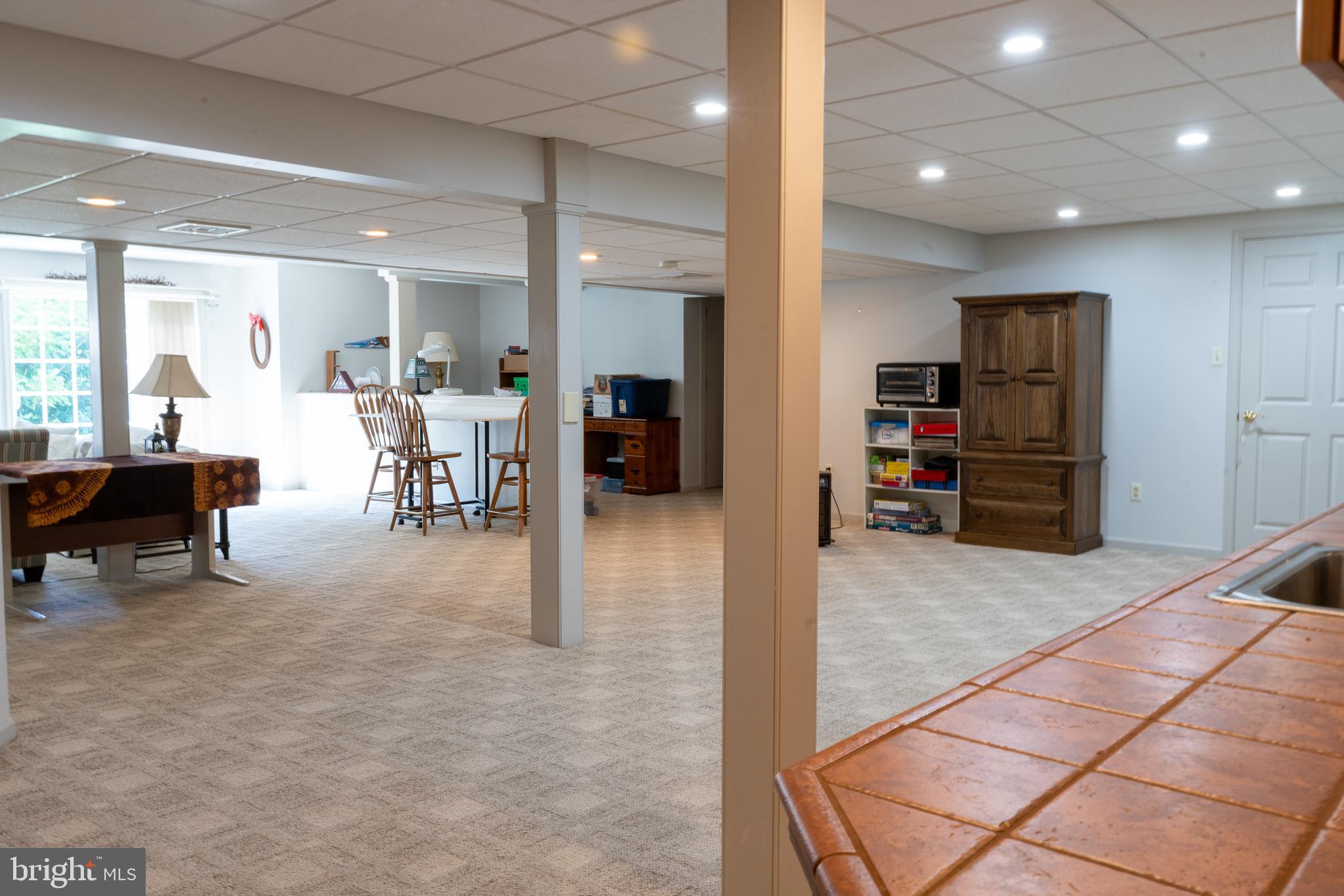 LIONSGATE - Residential