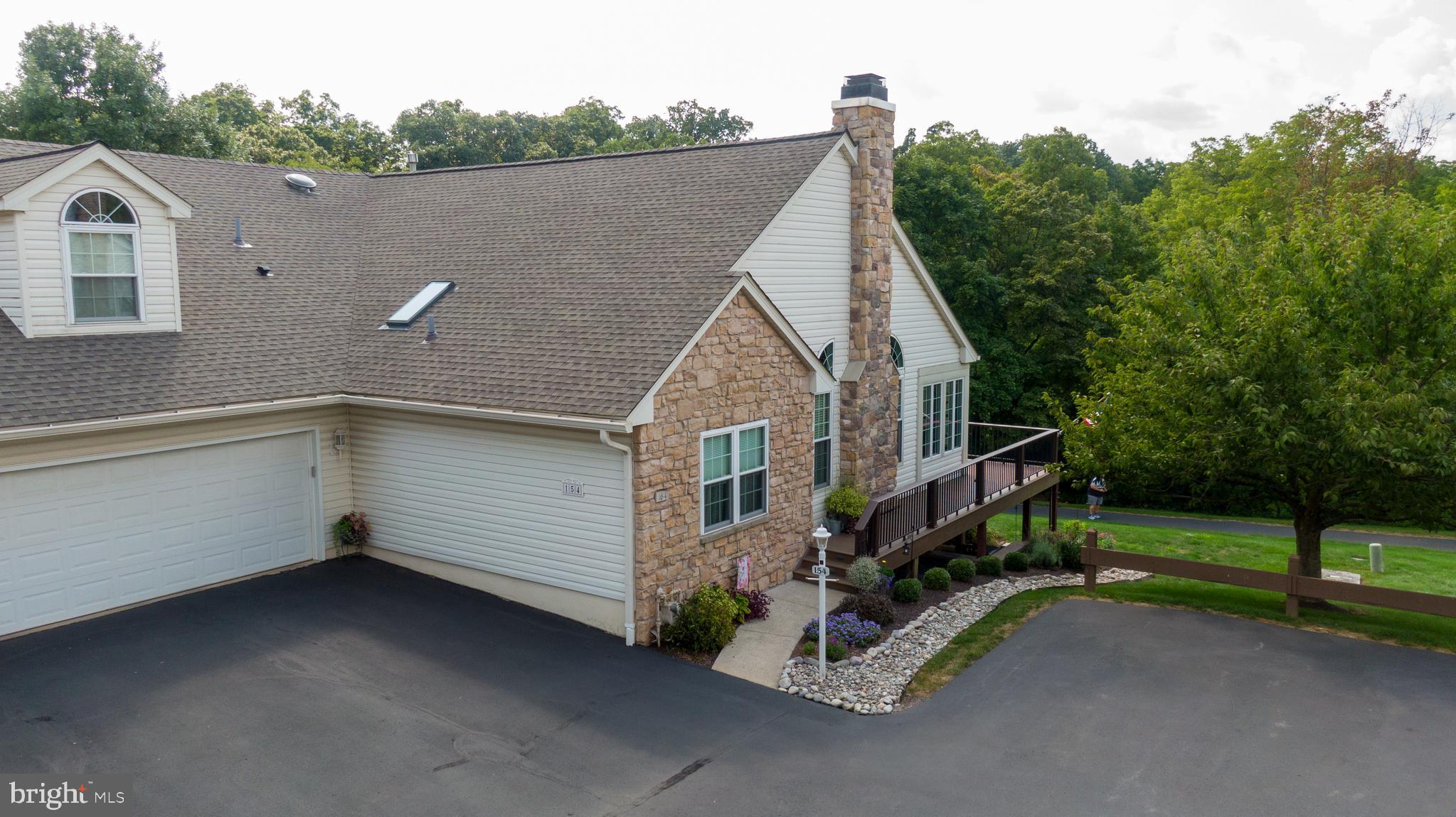 LIONSGATE - Residential